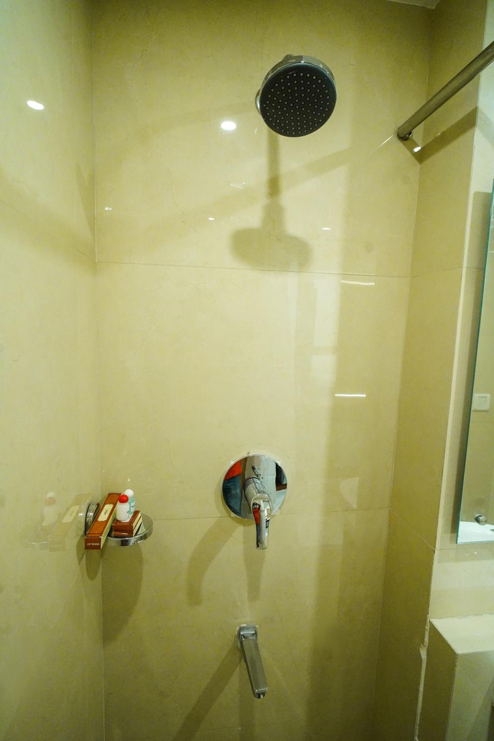 Standard Double Room - Photo 16