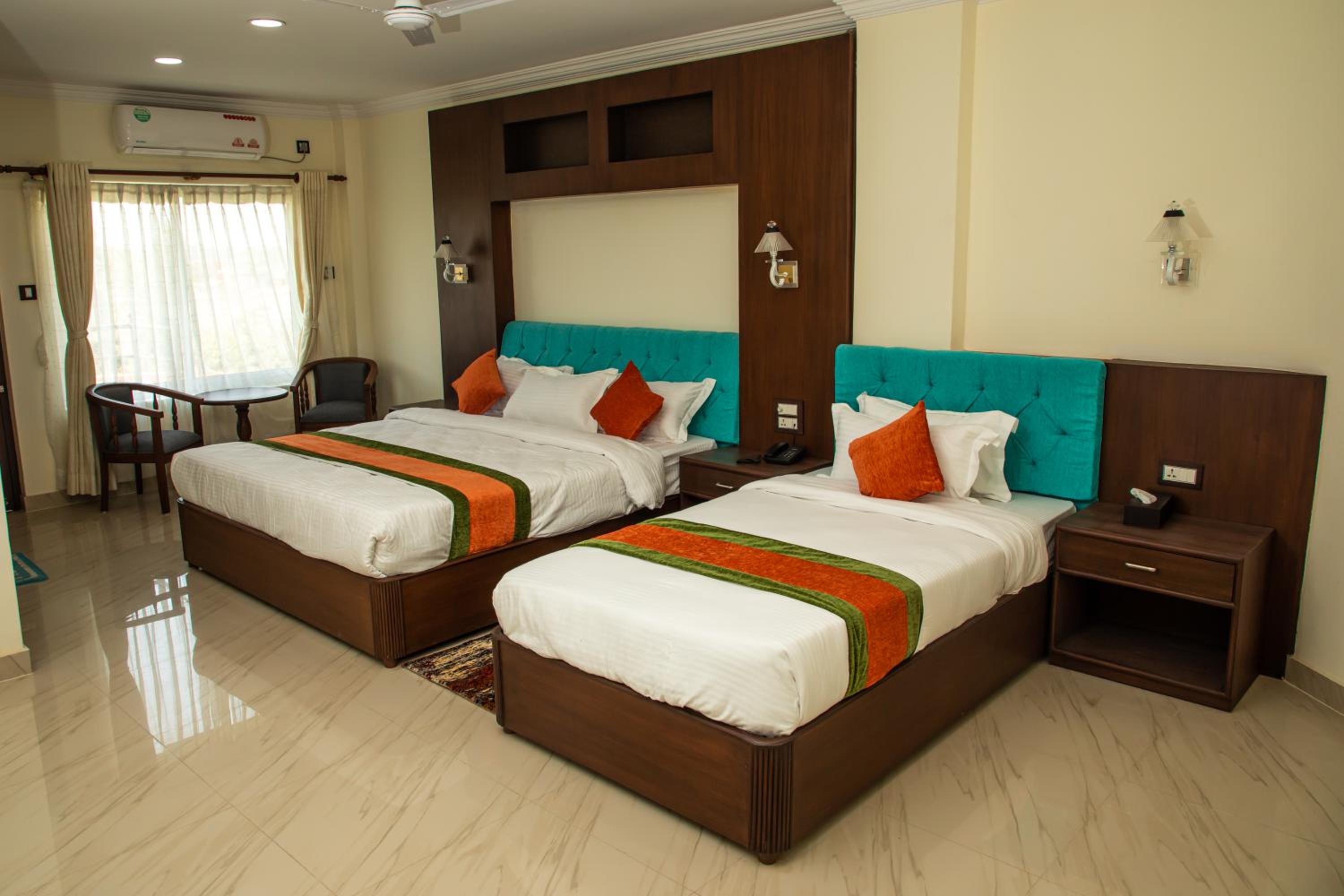 Deluxe Family Room photo 1