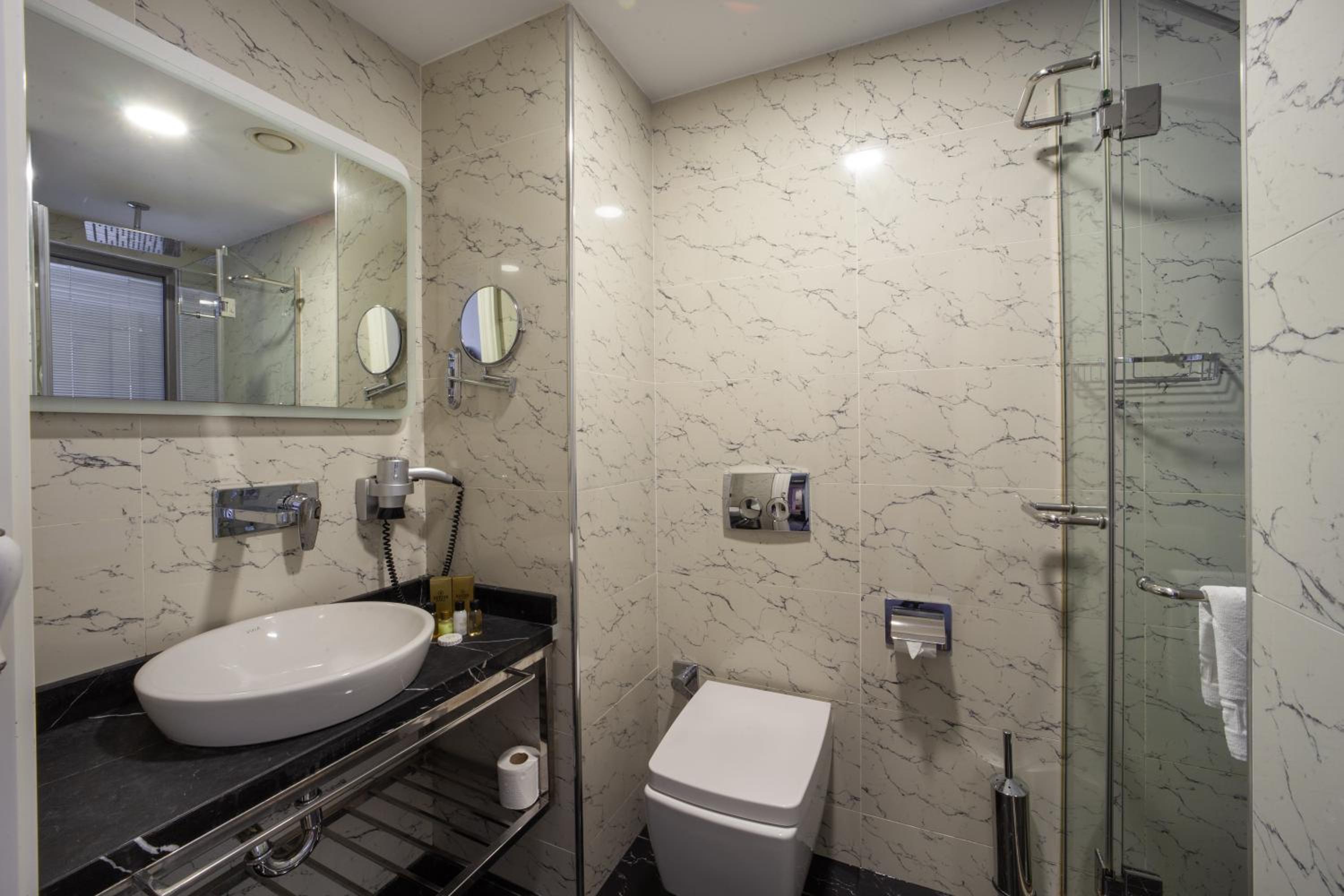 Standard Triple Room photo 3