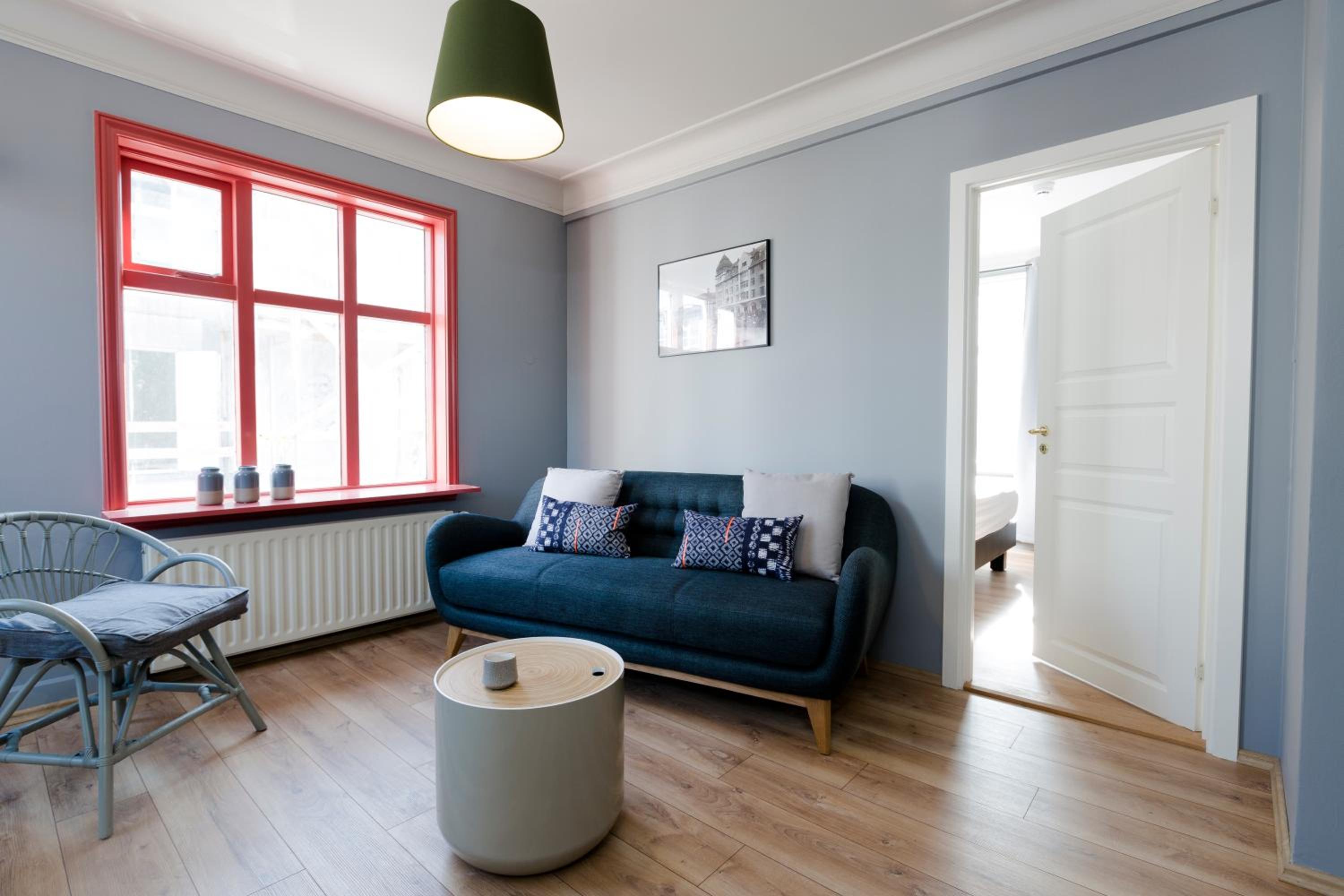  Three Bedroom Apartment with Balcony (Hverfisgata 55) photo 1