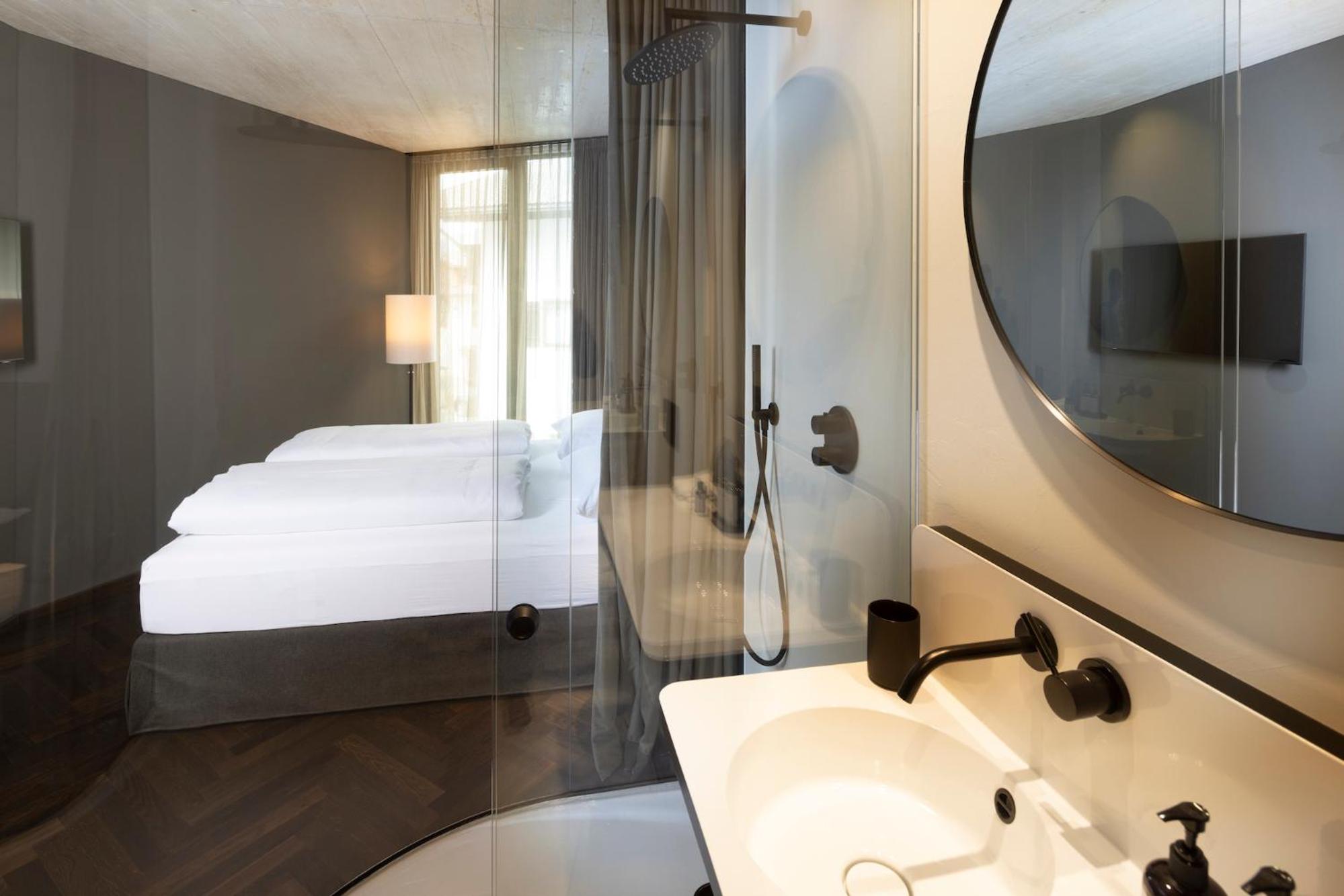 Economy Double Room photo 3