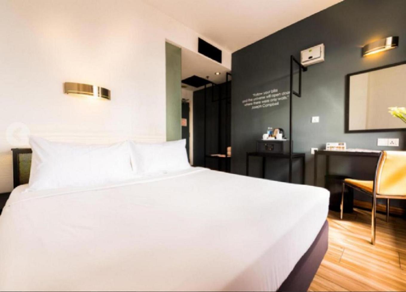 Special deal with early check in at 2pm - Standard Double Room