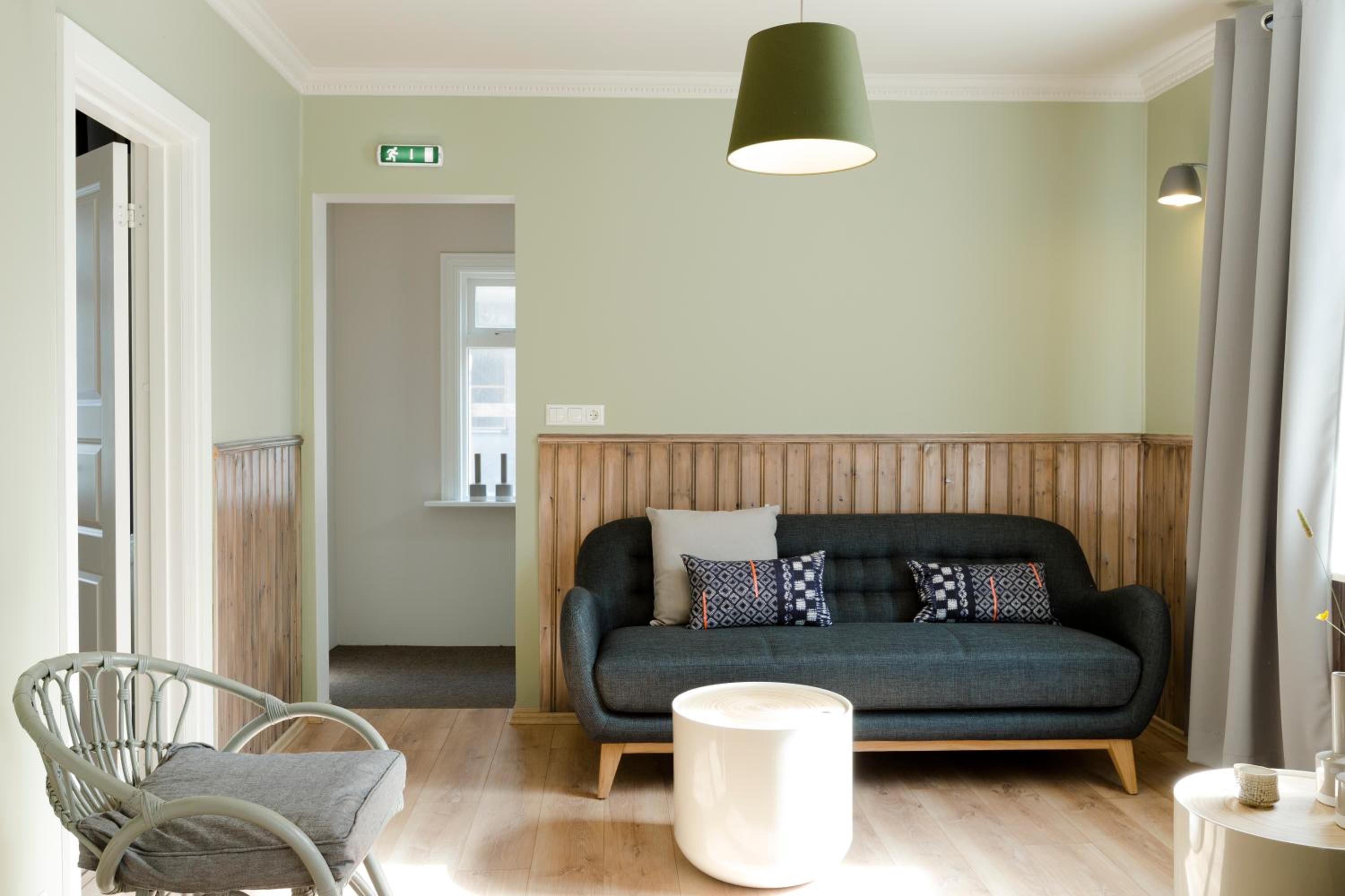 Three Bedroom Apartment (Hverfisgata 55) photo 2