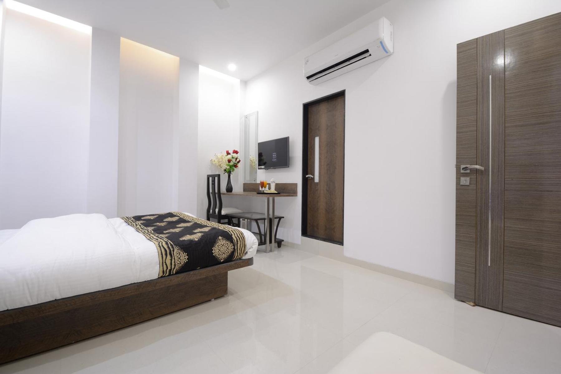 Deluxe Double Room - Photo 1