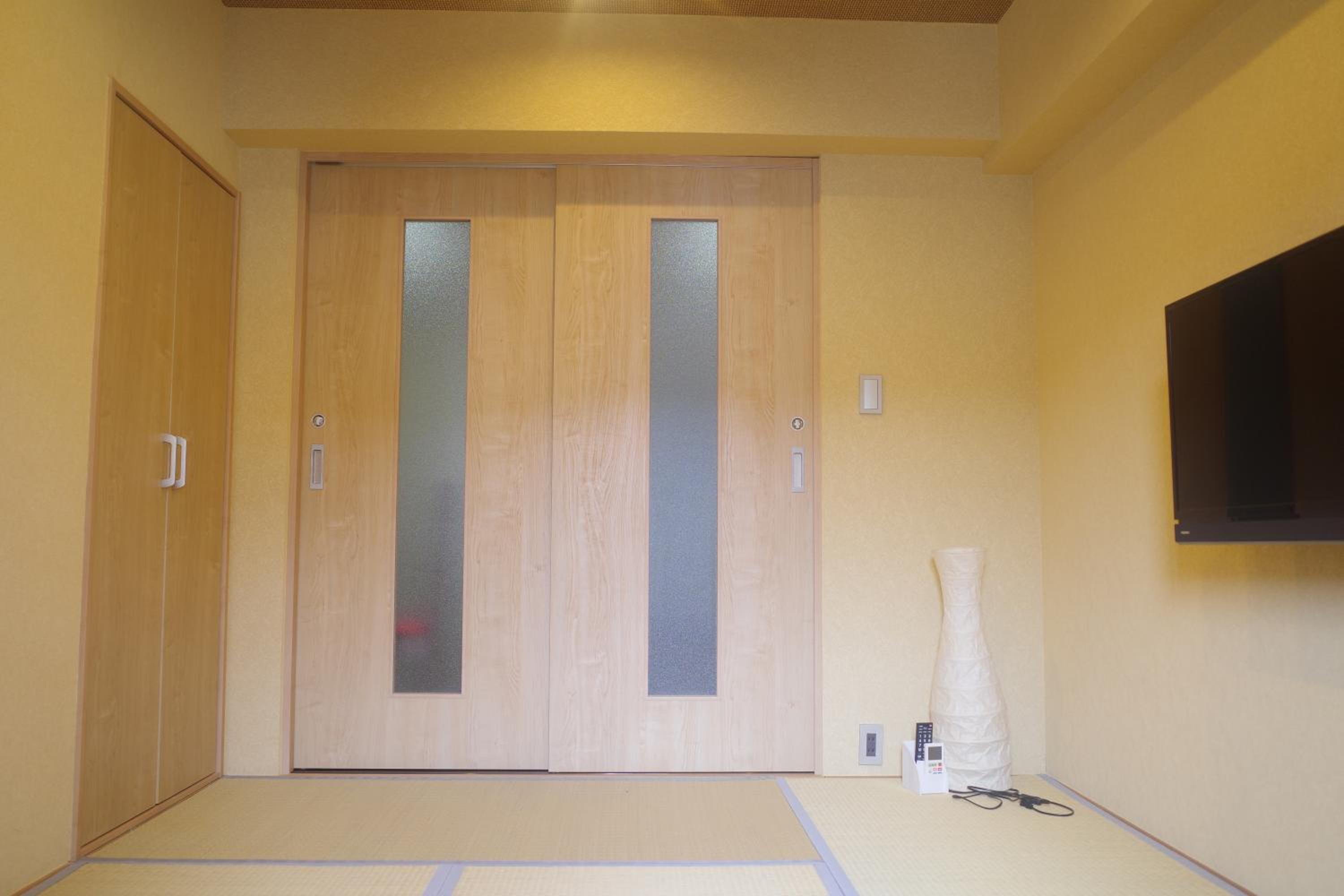 Two-Bedroom Apartment - Photo 8