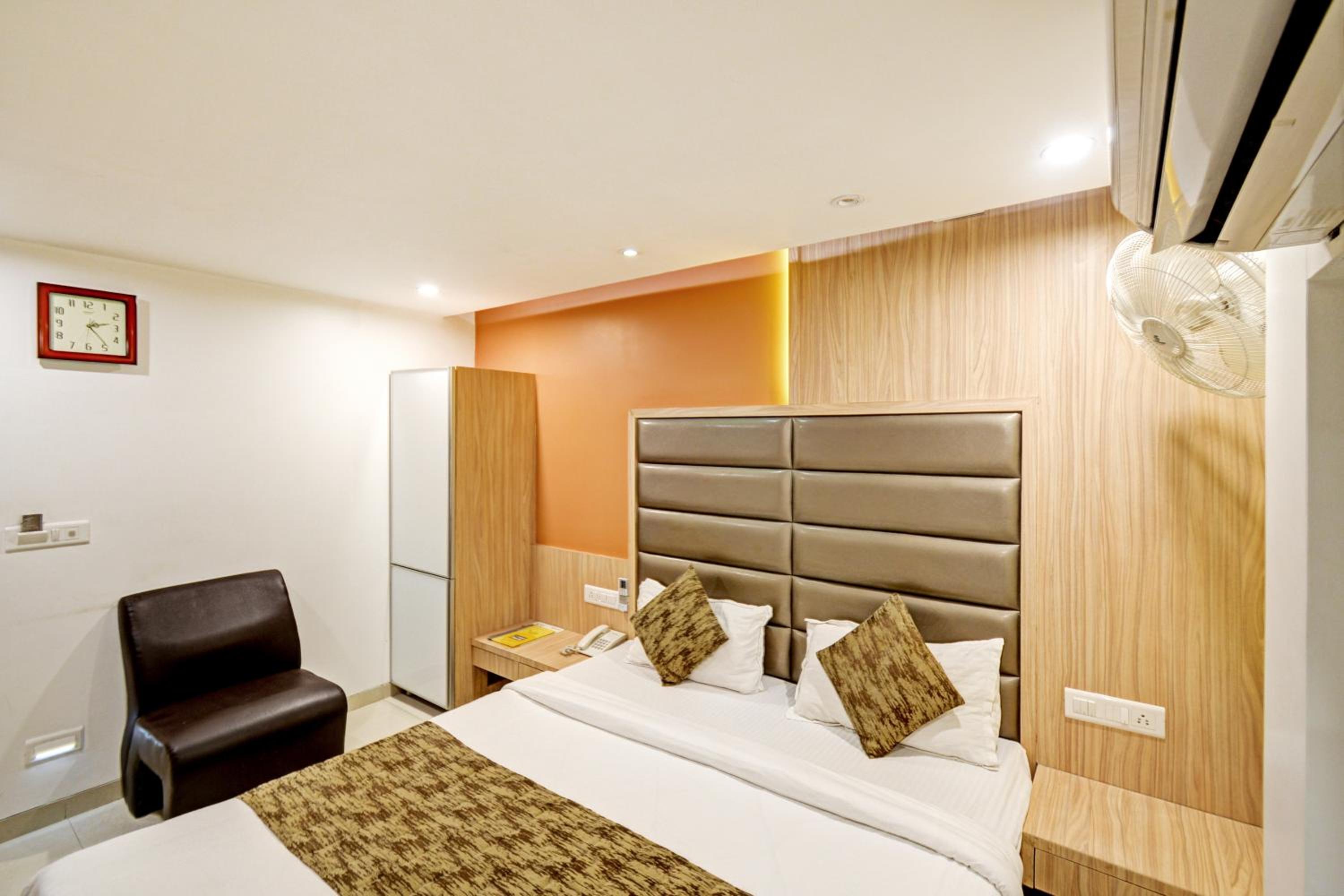 Deluxe Double Room - Photo 17