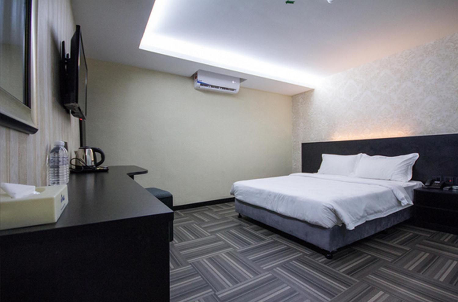 Standard Queen Room - Photo 2