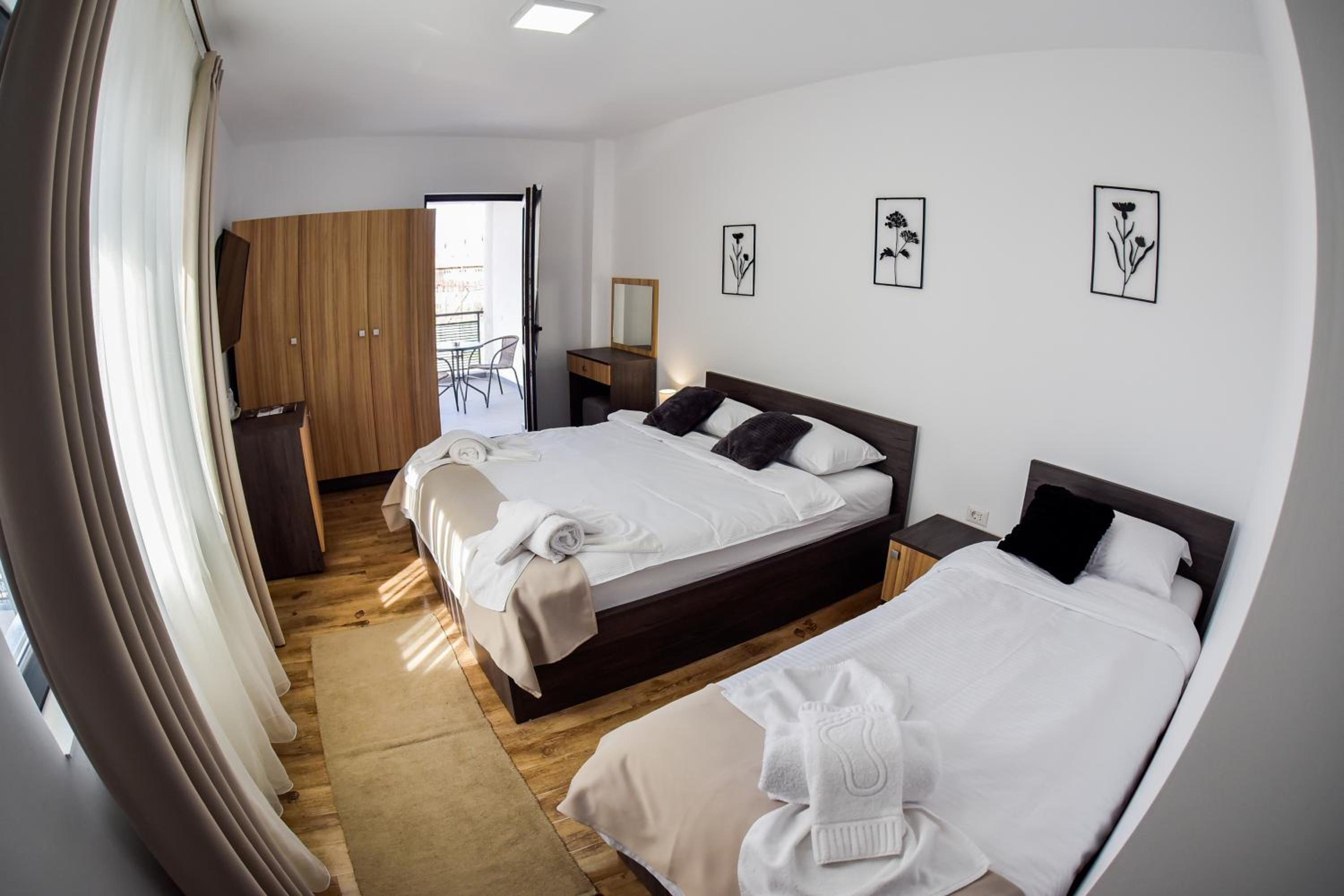 Triple Room photo 2