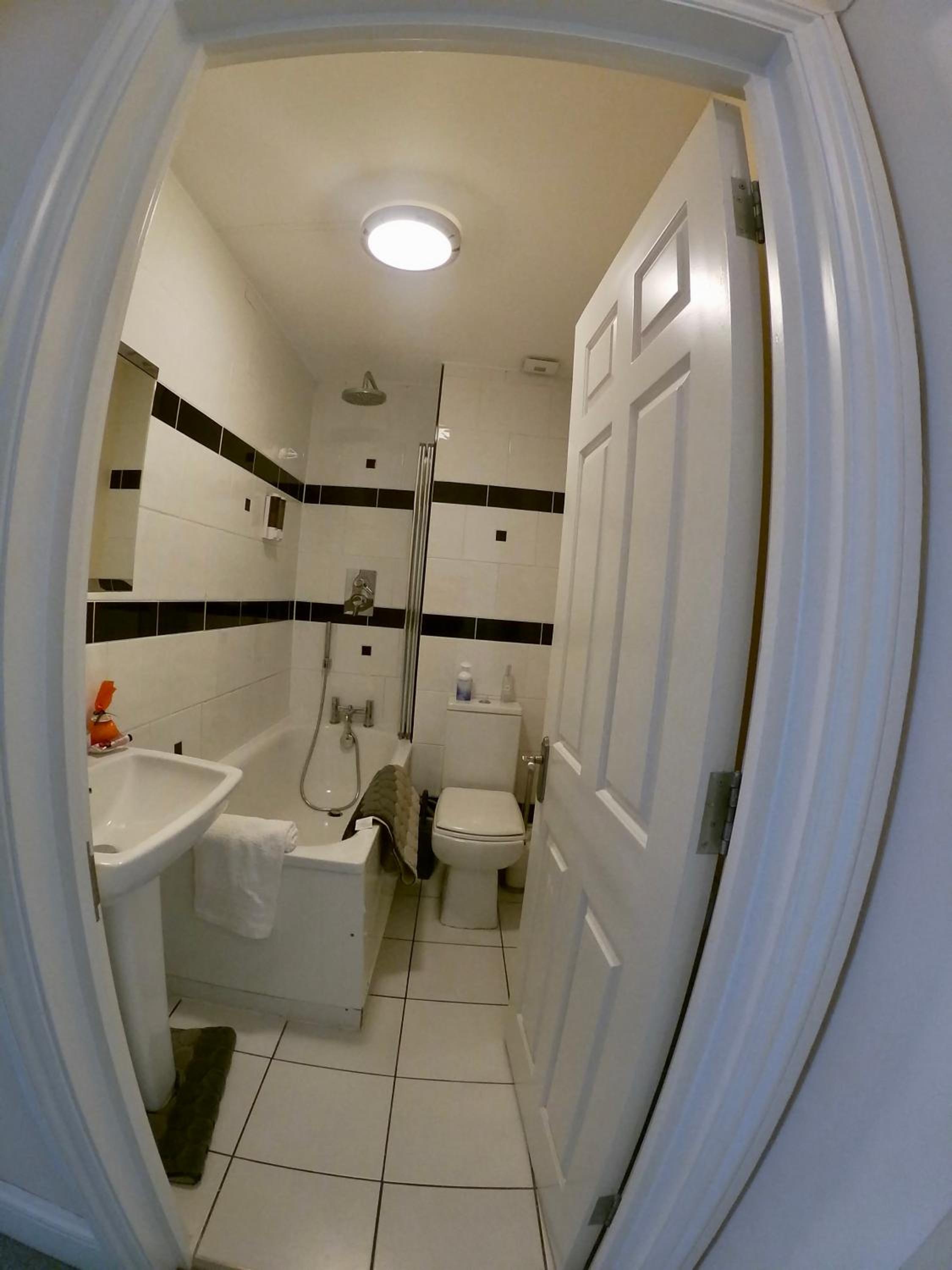 One-Bedroom Apartment - Photo 29