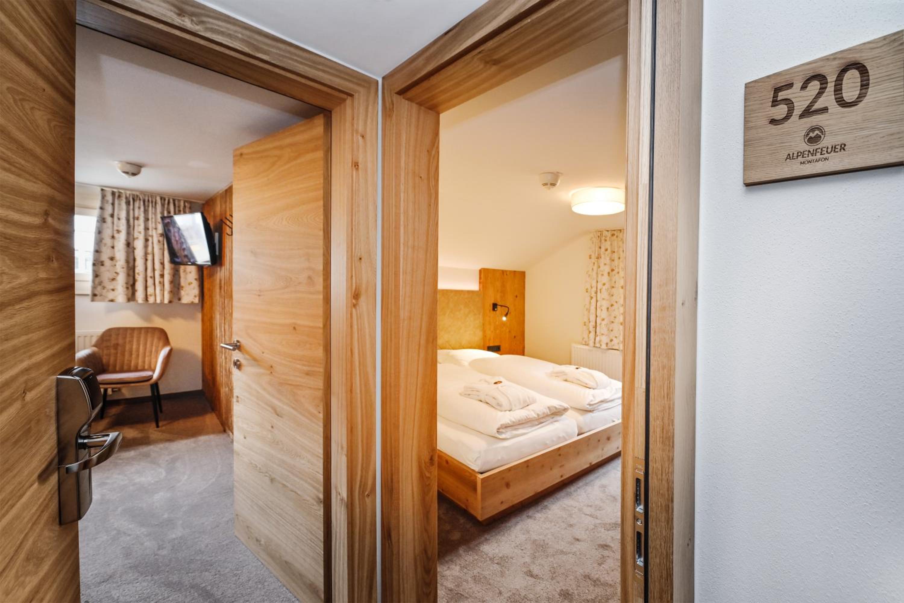 Comfort Triple Room