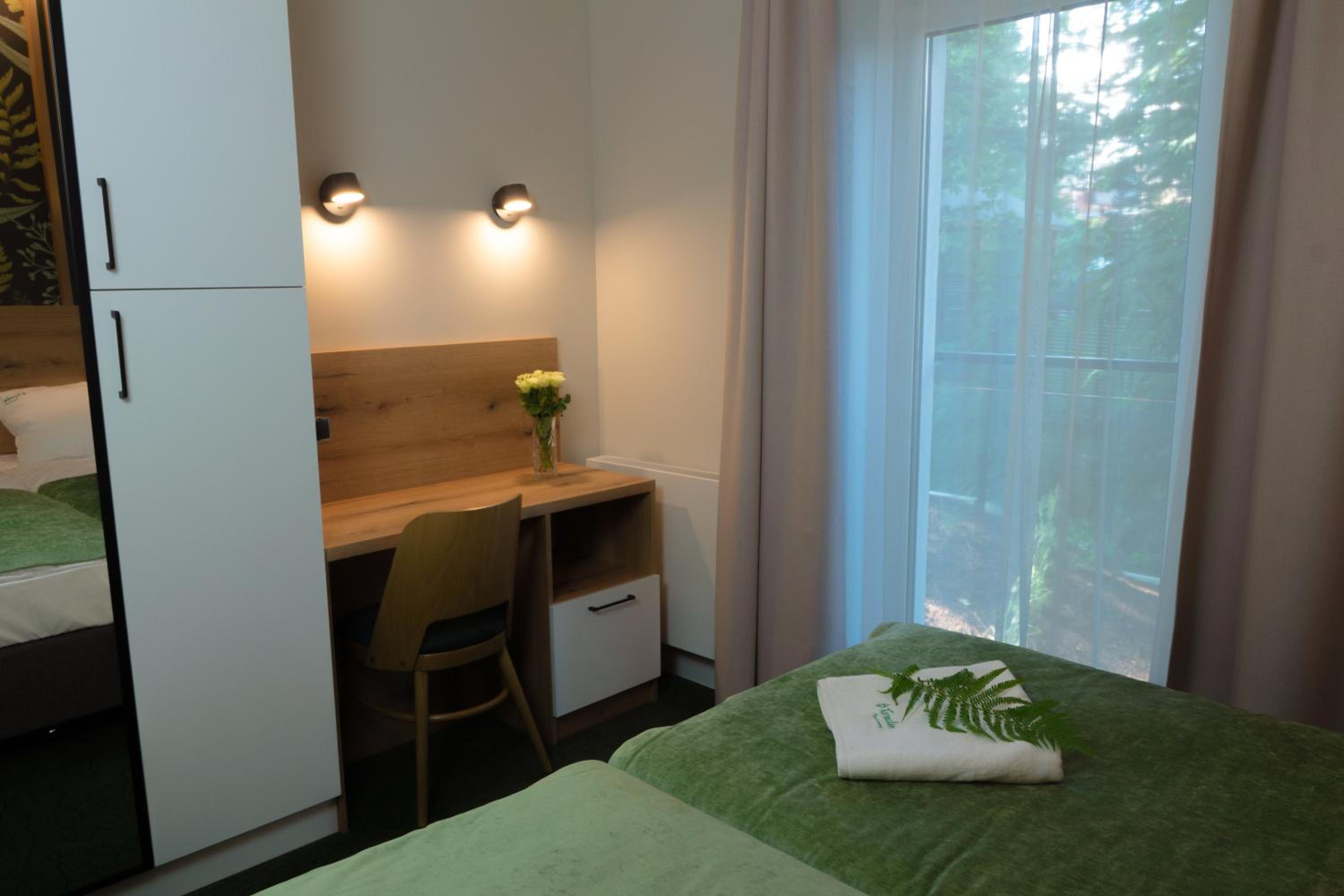 One-Bedroom Apartment photo 3