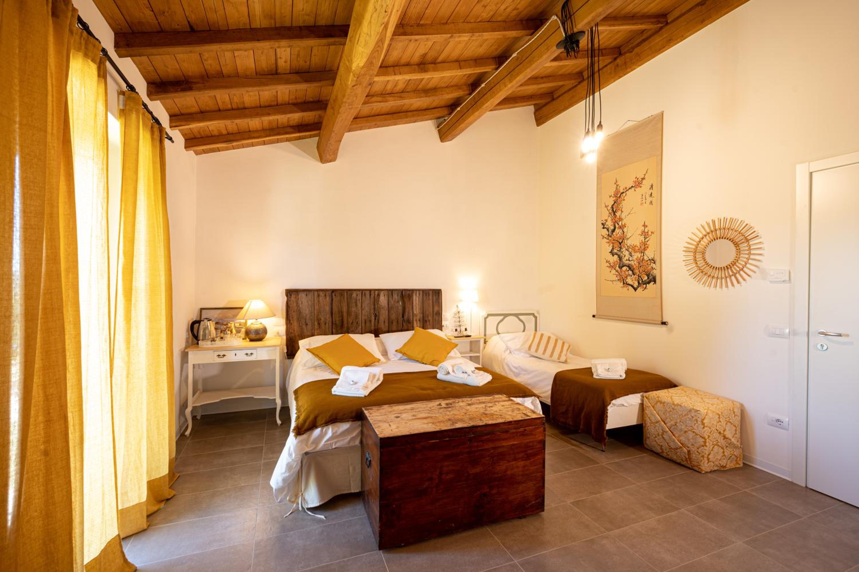 Triple Room with Private Bathroom photo 3