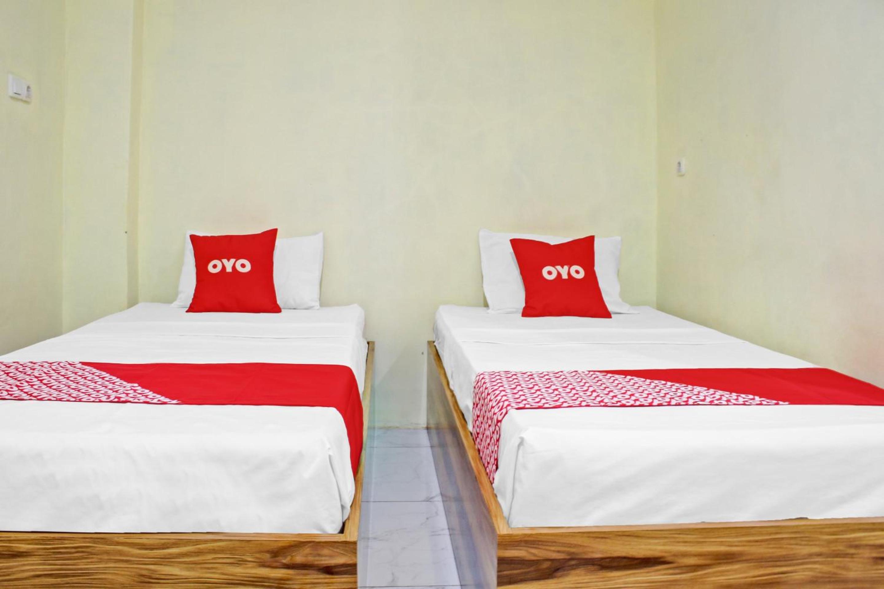Standard Twin Room - Photo 2