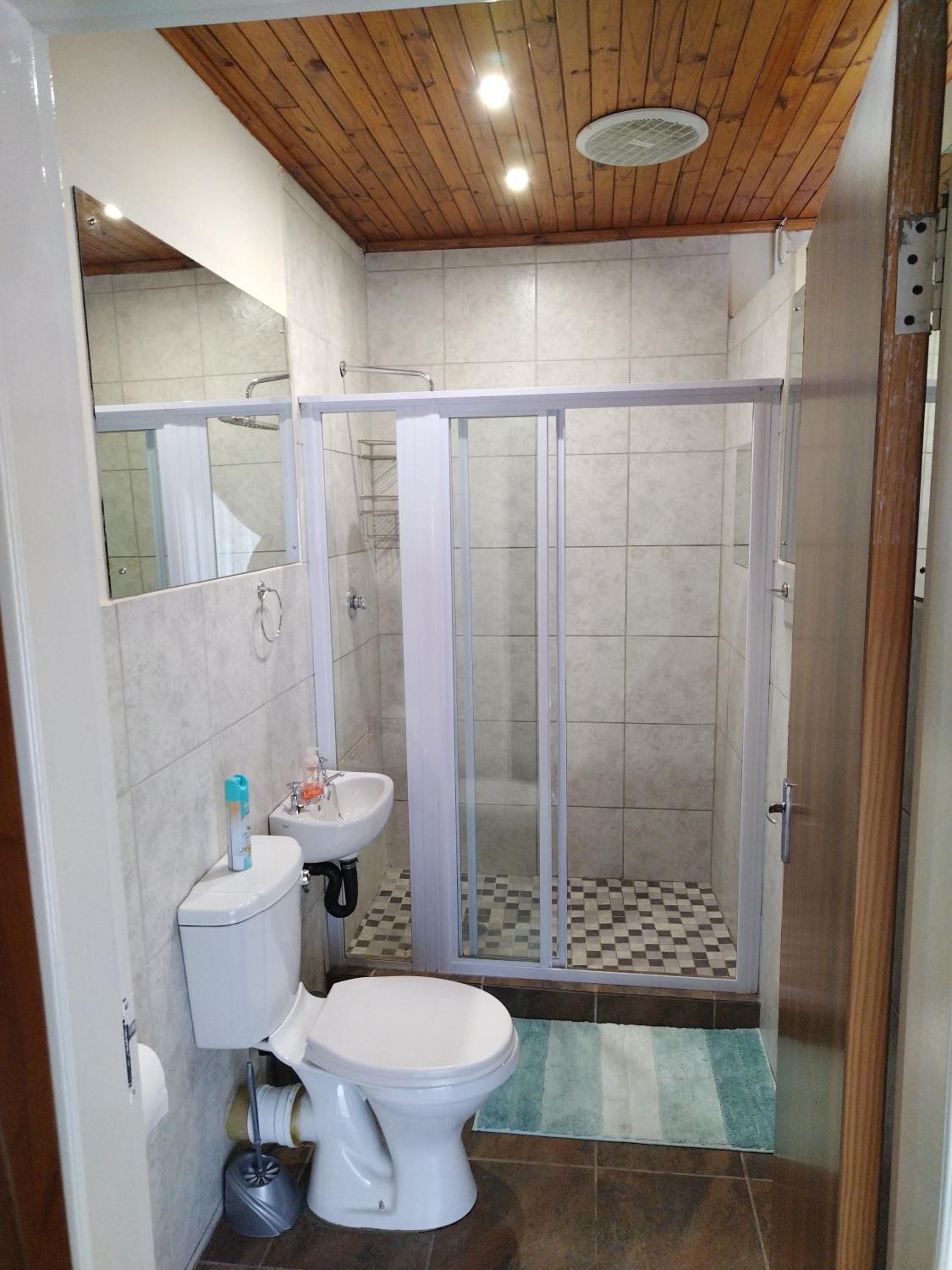 Double Room with Extra Bed - Photo 2