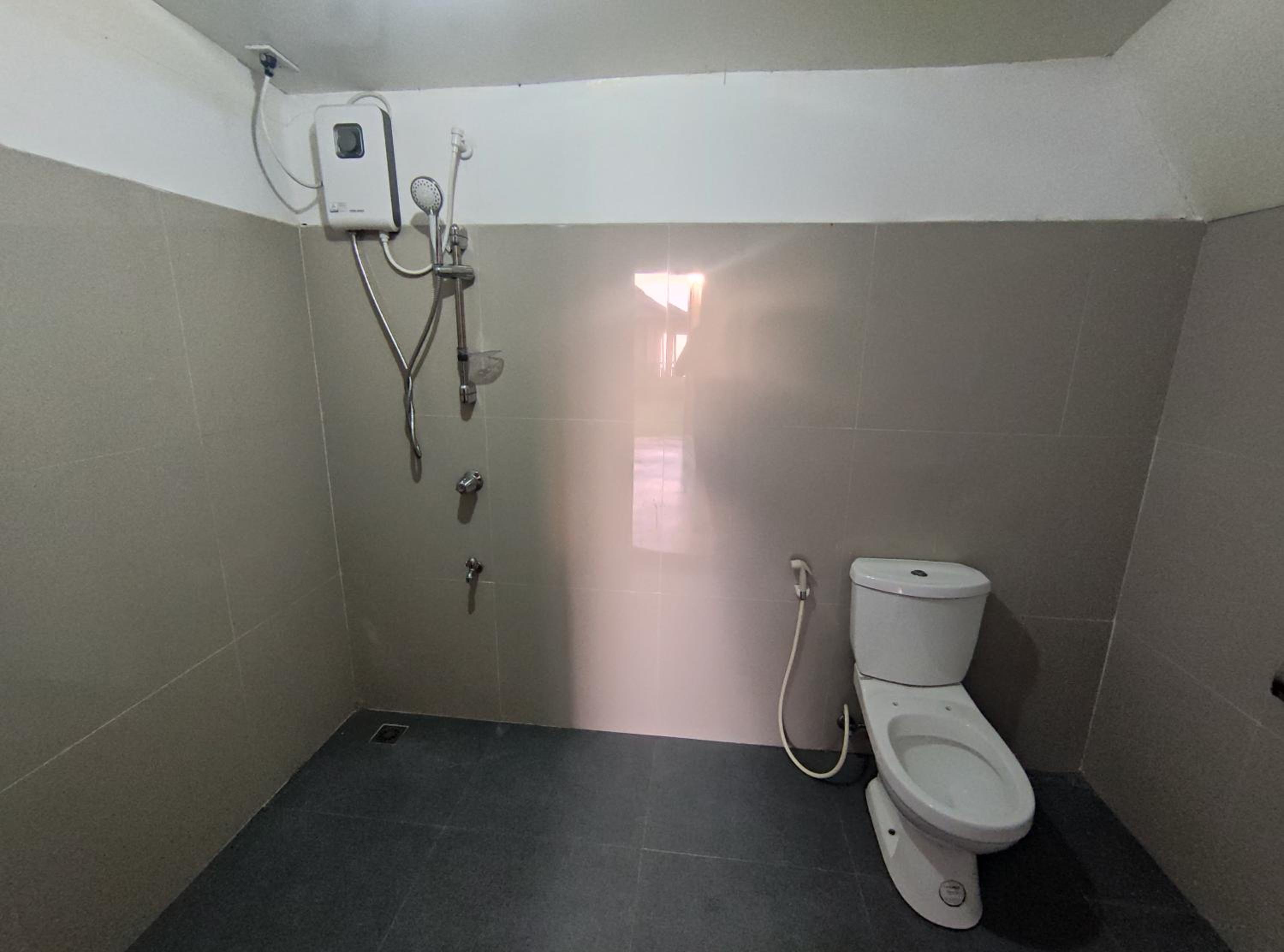Quadruple Room with Sea View - Photo 7
