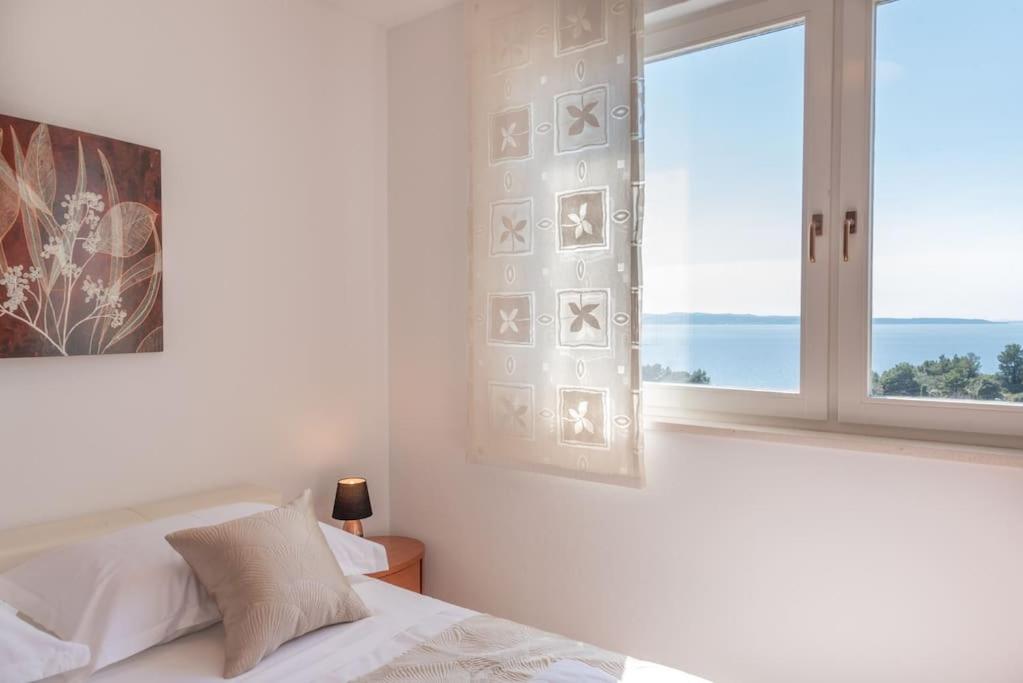 Apartment with Sea View - Photo 29