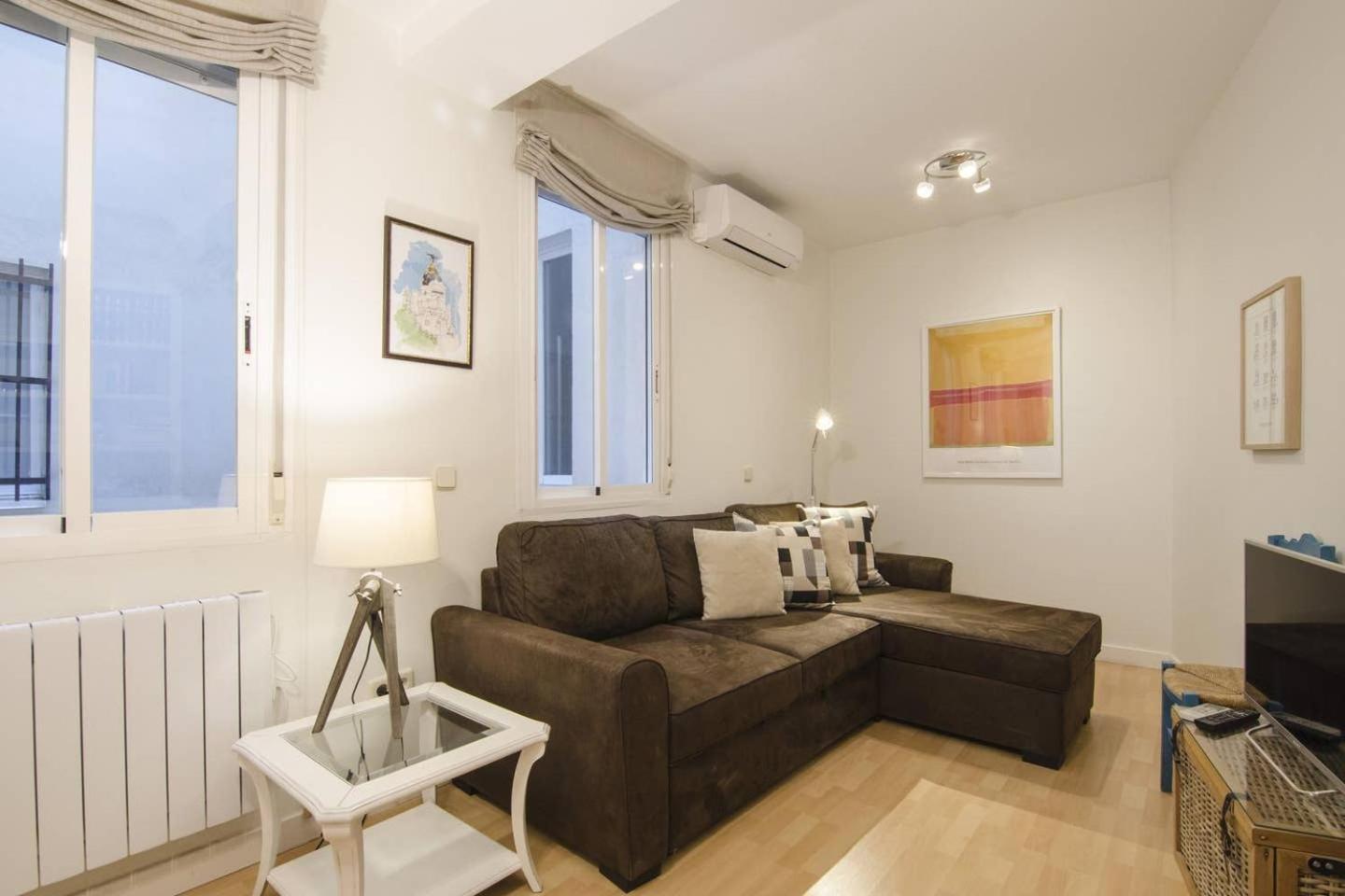 Apartment photo 3