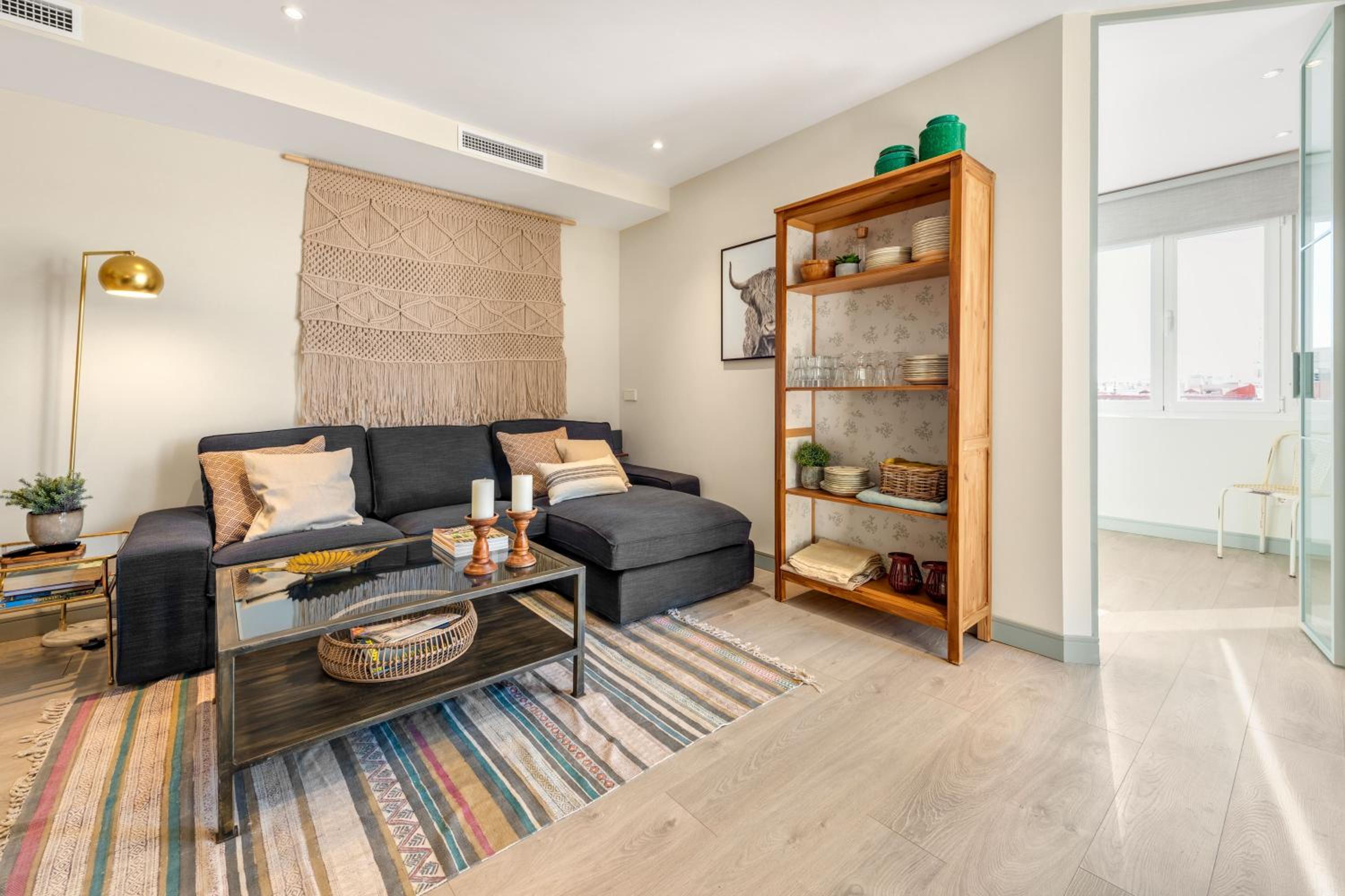 Apartment photo 2