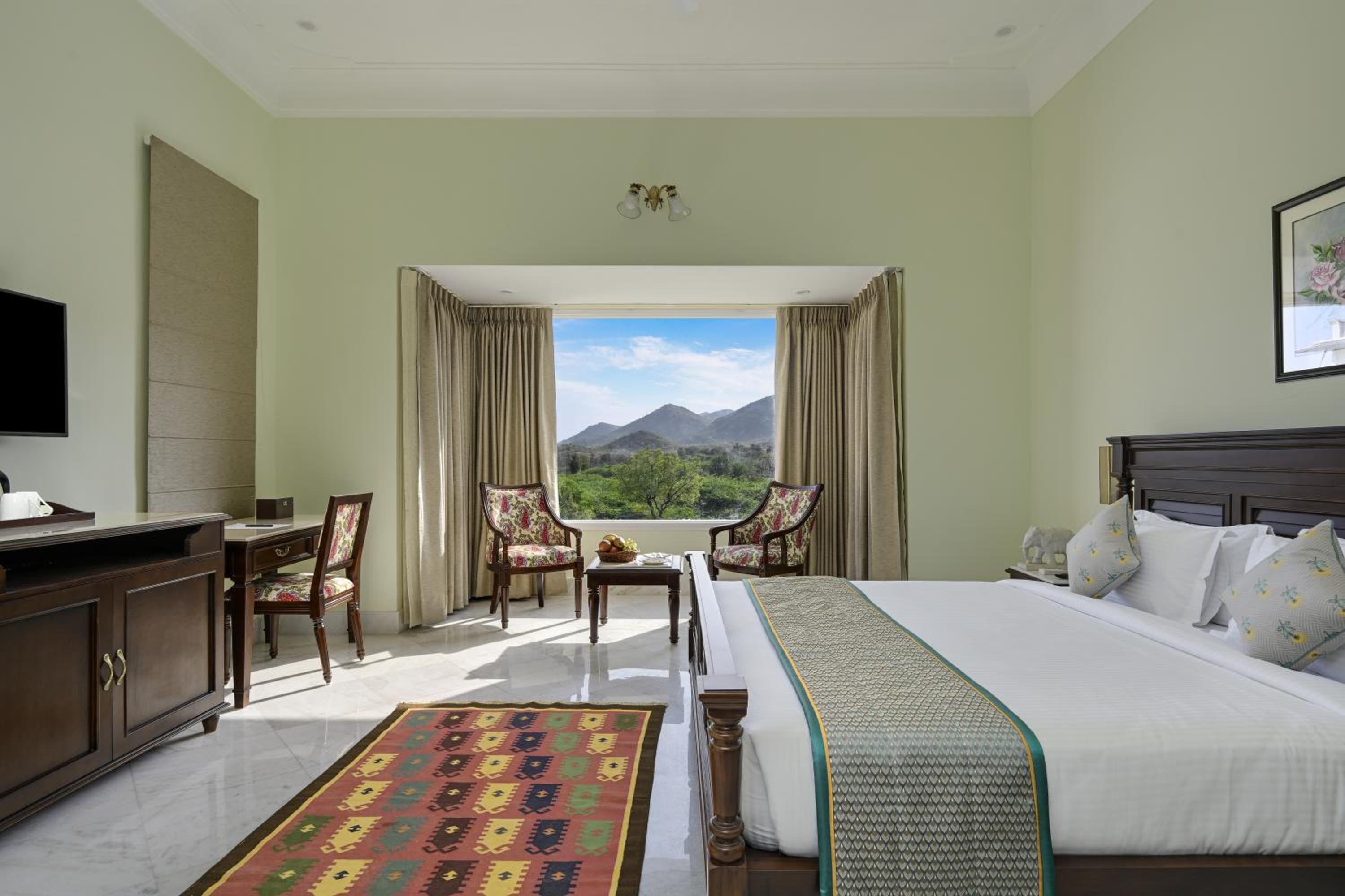 Deluxe Double Room - Photo 2