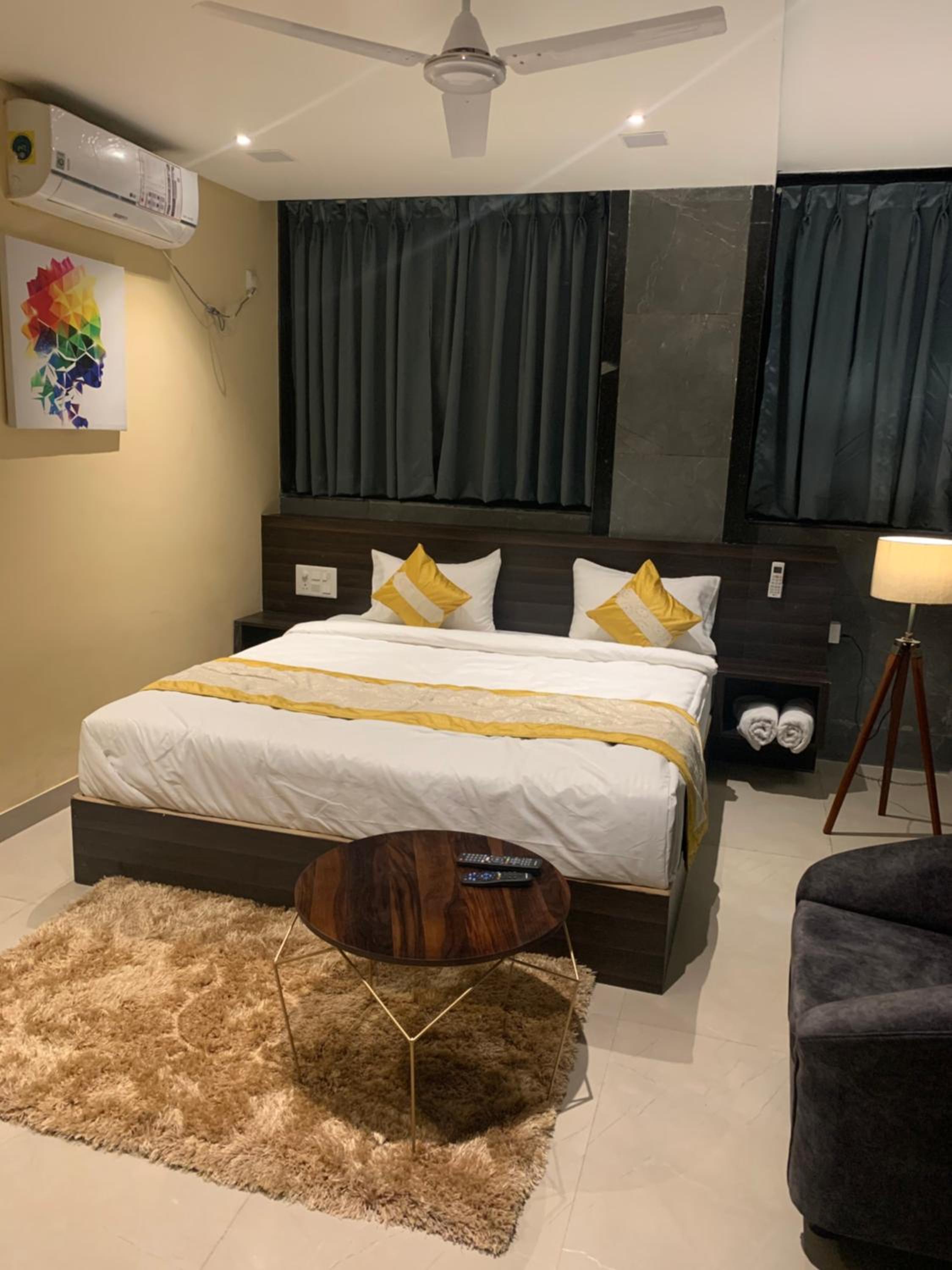 Deluxe Room - Photo 1