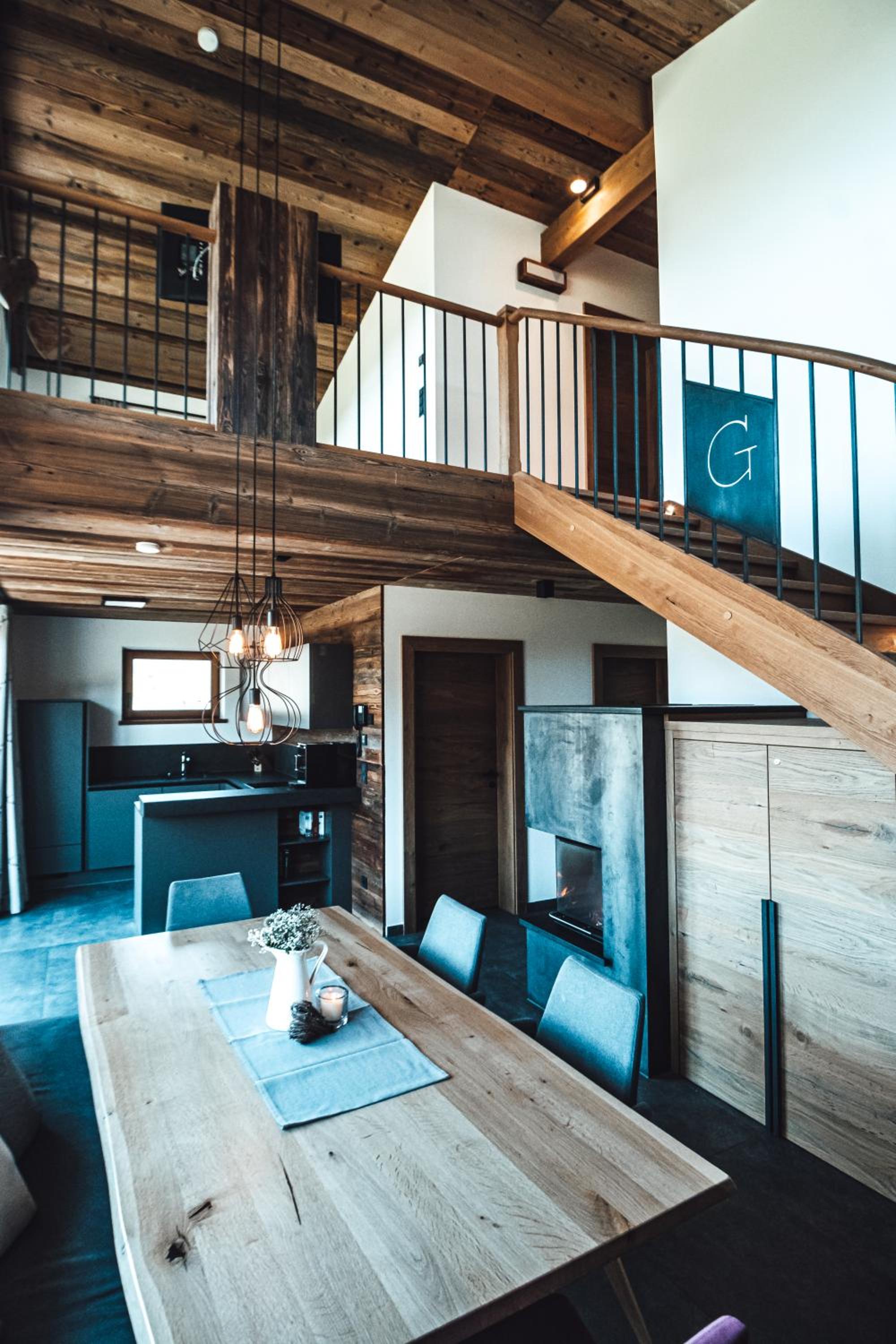 Three-Bedroom Chalet - Photo 3