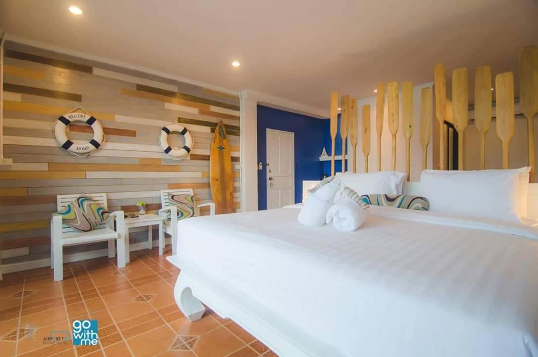 Deluxe Double Room with Balcony and Sea View - Photo 16