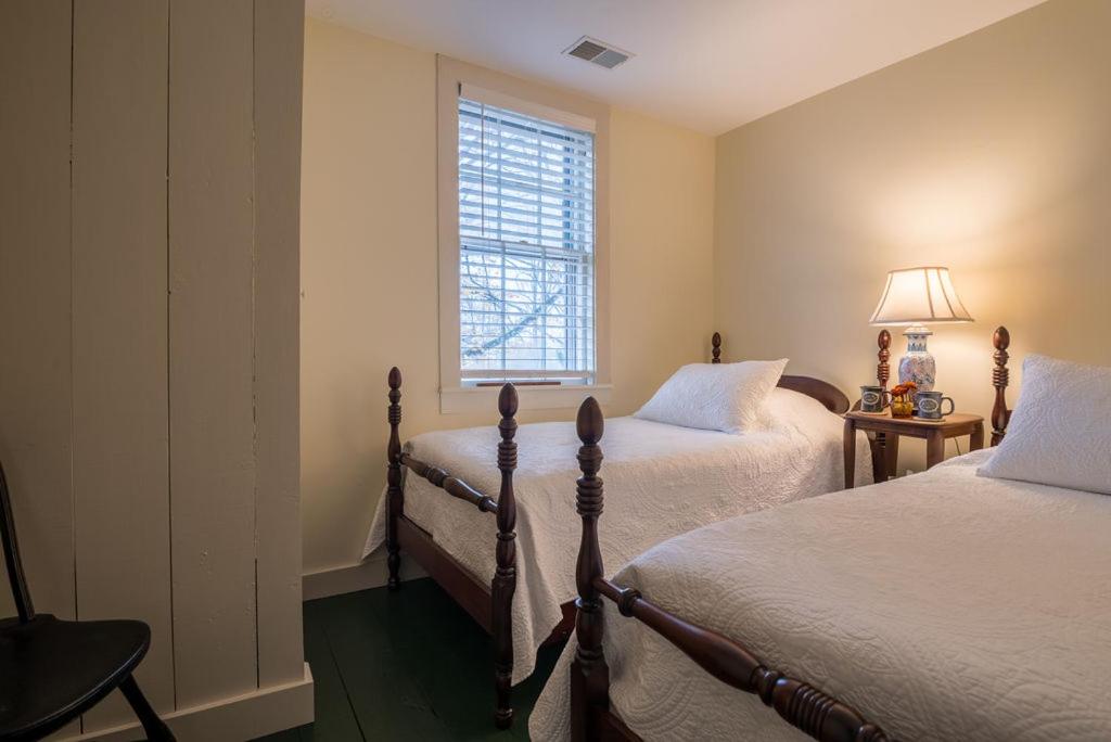 Two-Bedroom Suite photo 2