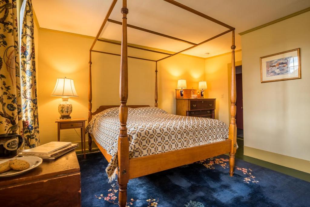 Deluxe Queen Room - Photo 2