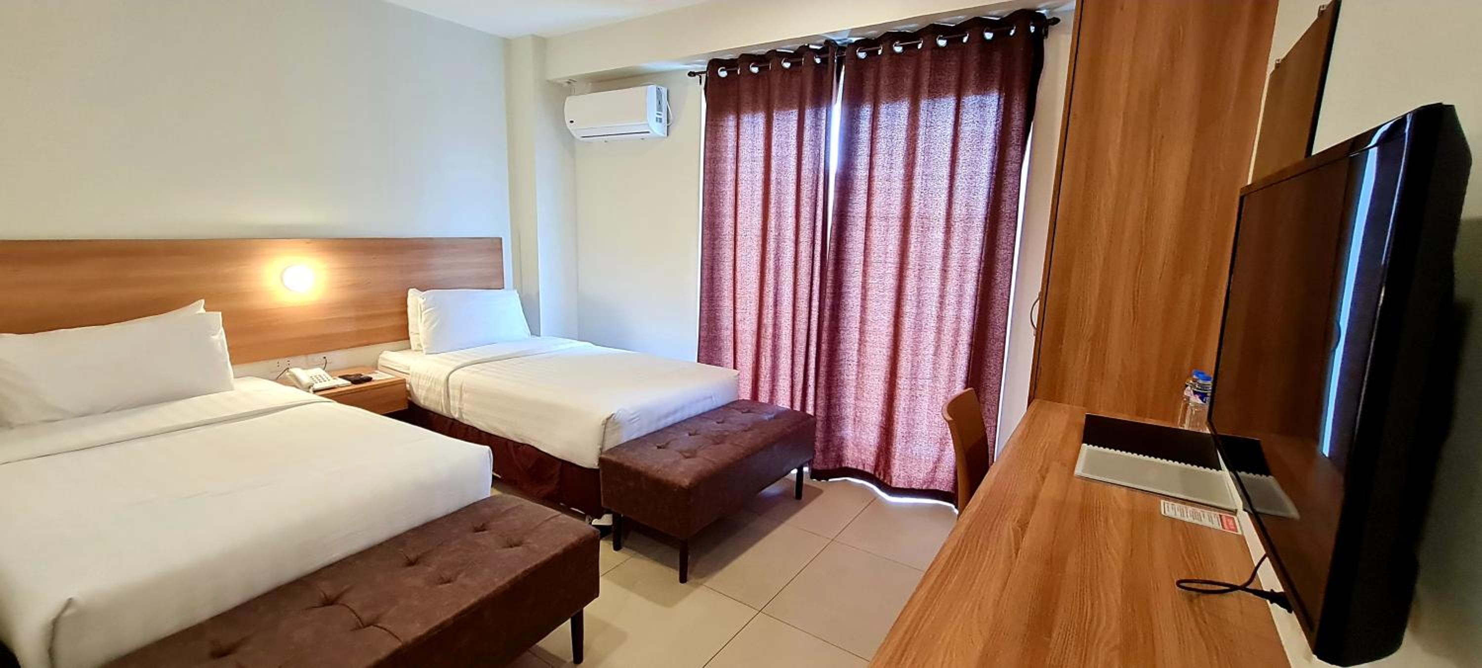 Deluxe Twin Room - Photo 1