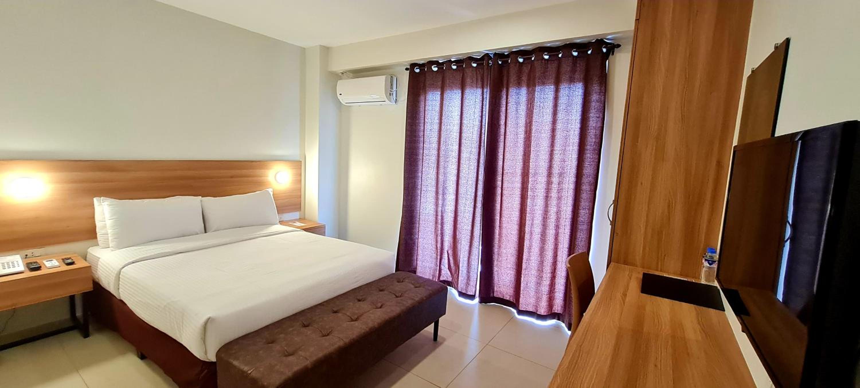 Deluxe Double or Twin Room