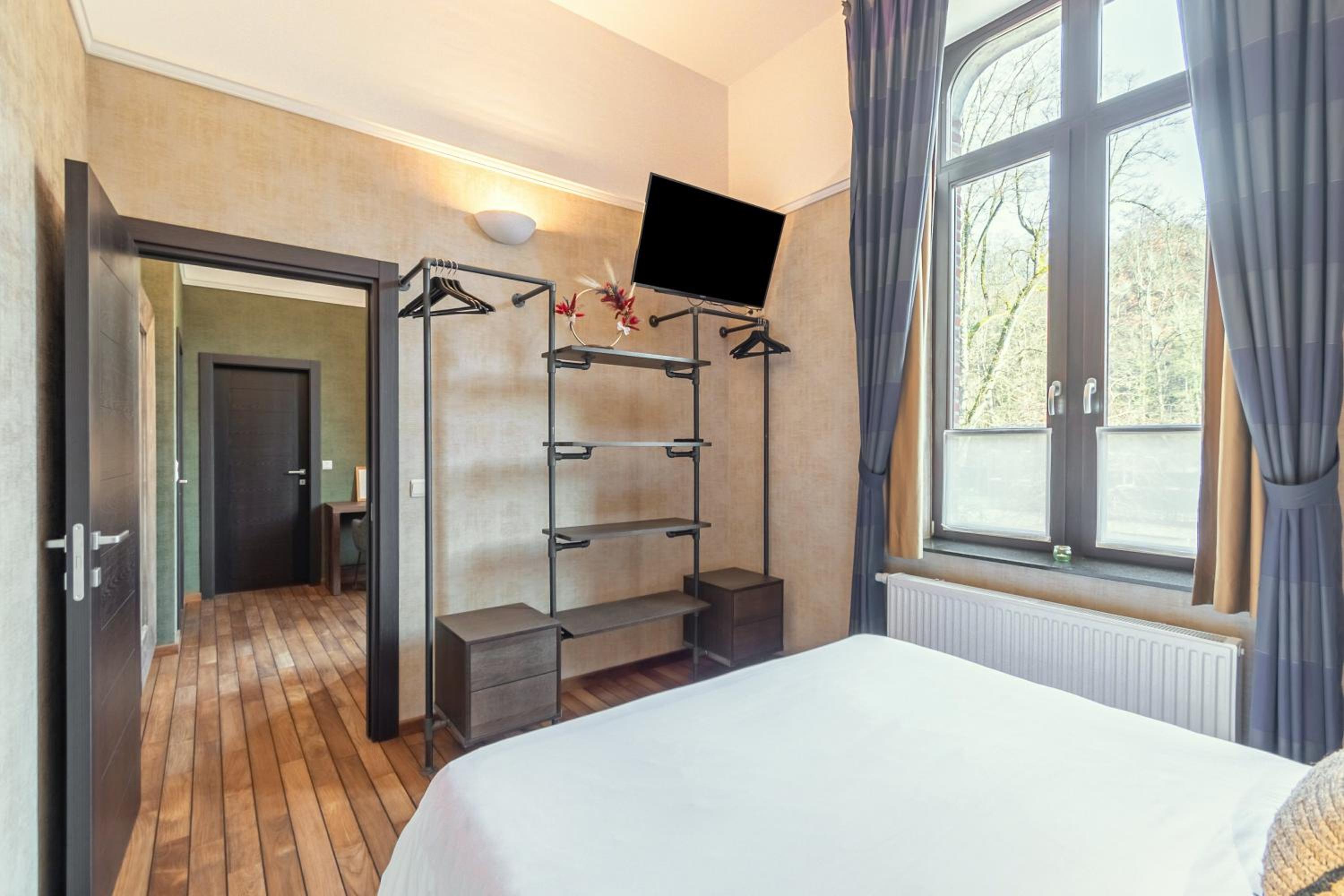 Modern Suite photo 3