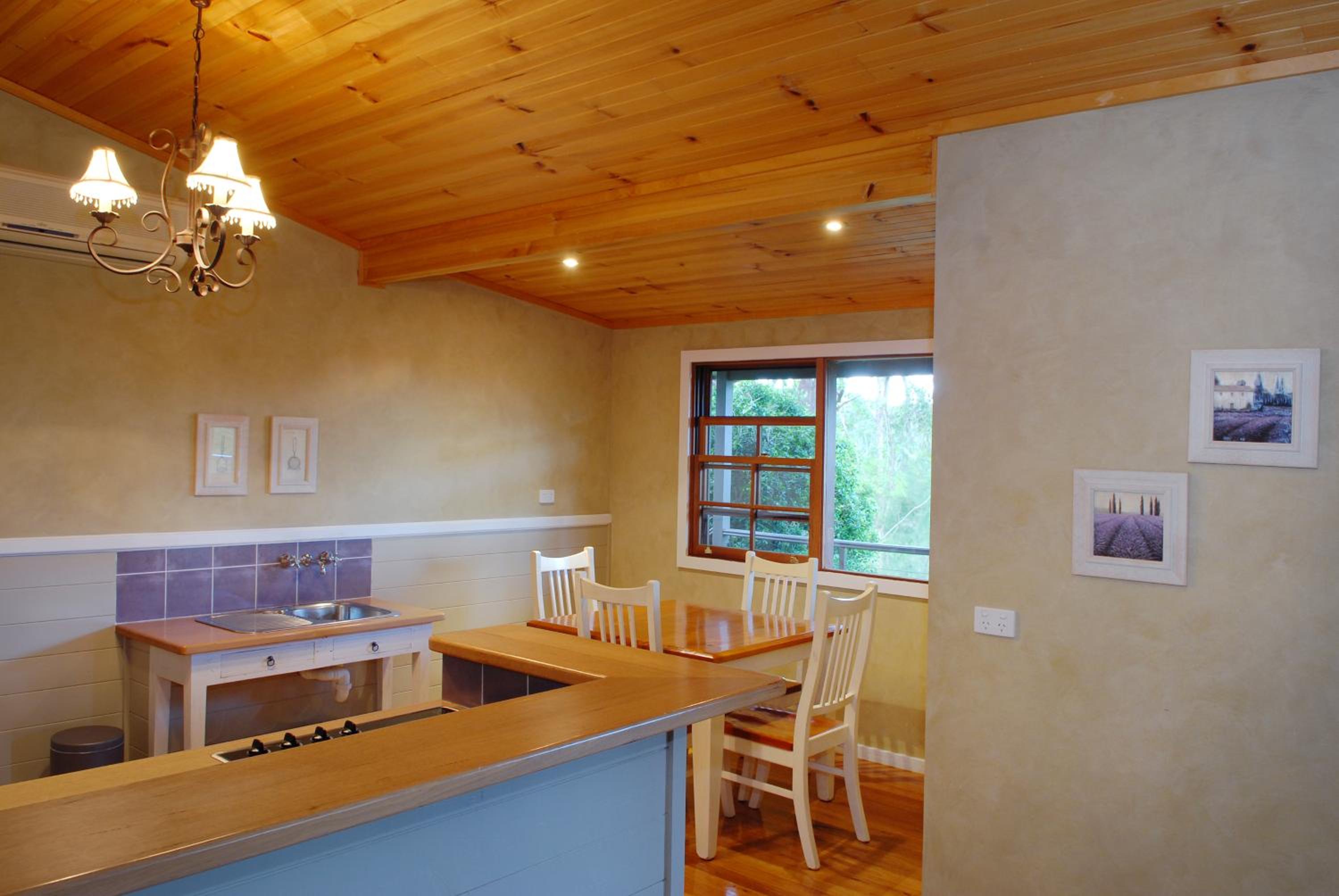 Two-Bedroom Cottage photo 2