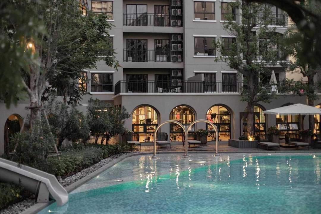 One-Bedroom Apartment - Photo 10