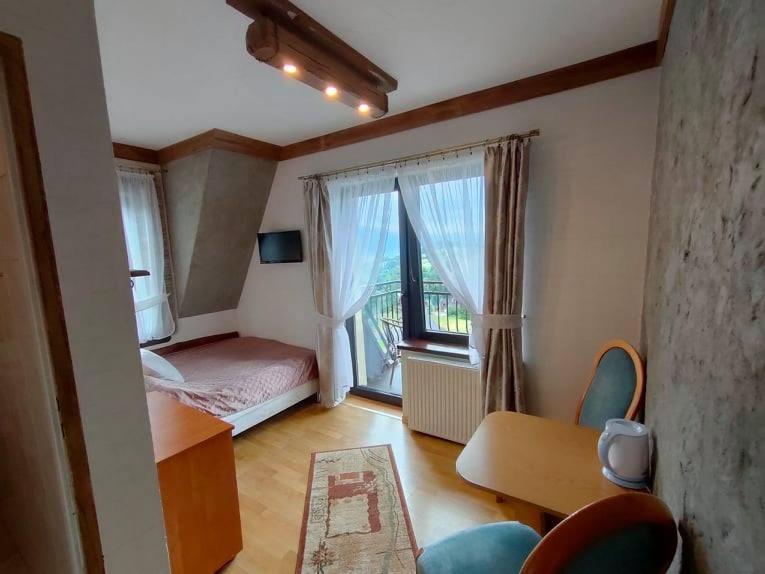 Double Room with Mountain View - Photo 6
