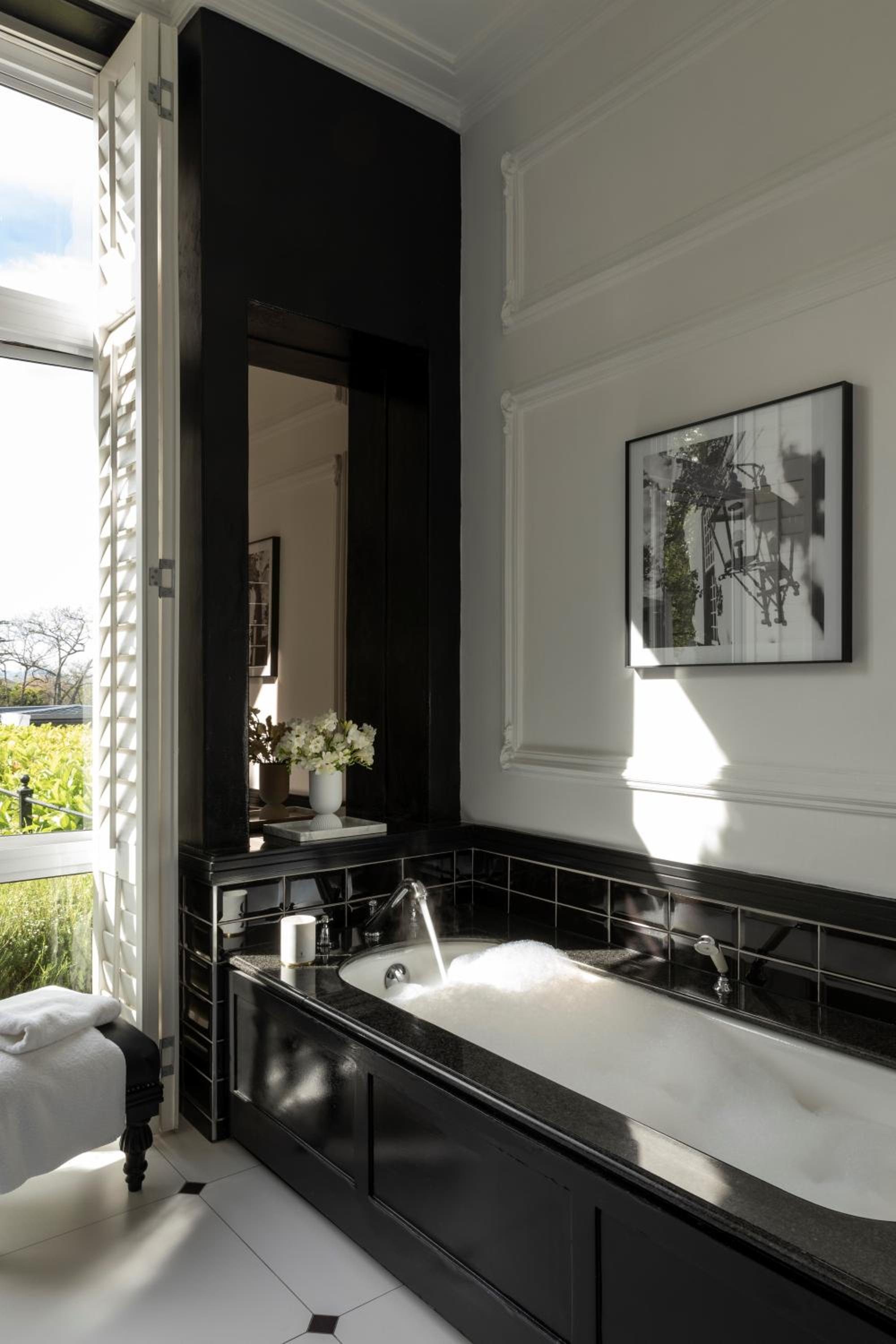 Deluxe Suite - Photo 4