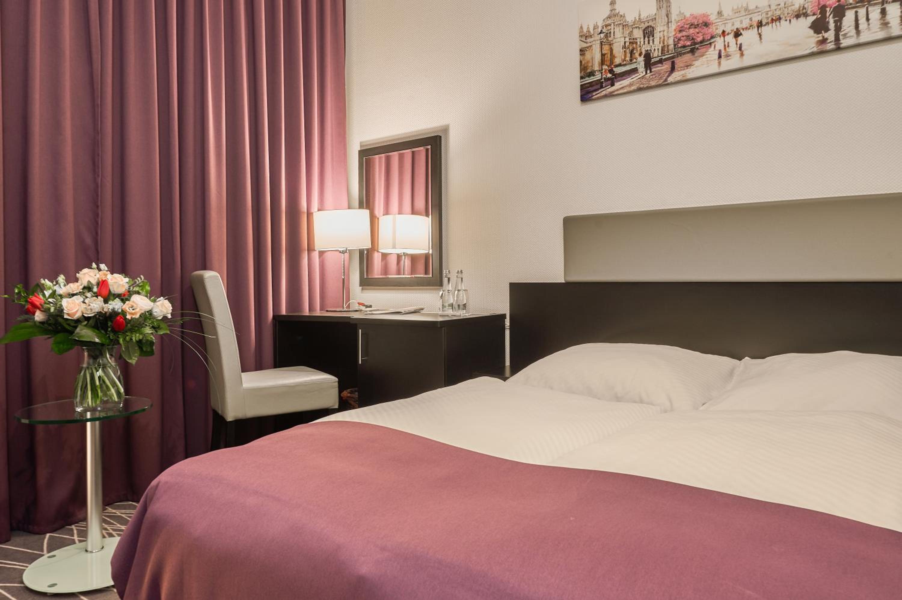 Standard Double Room - Photo 3