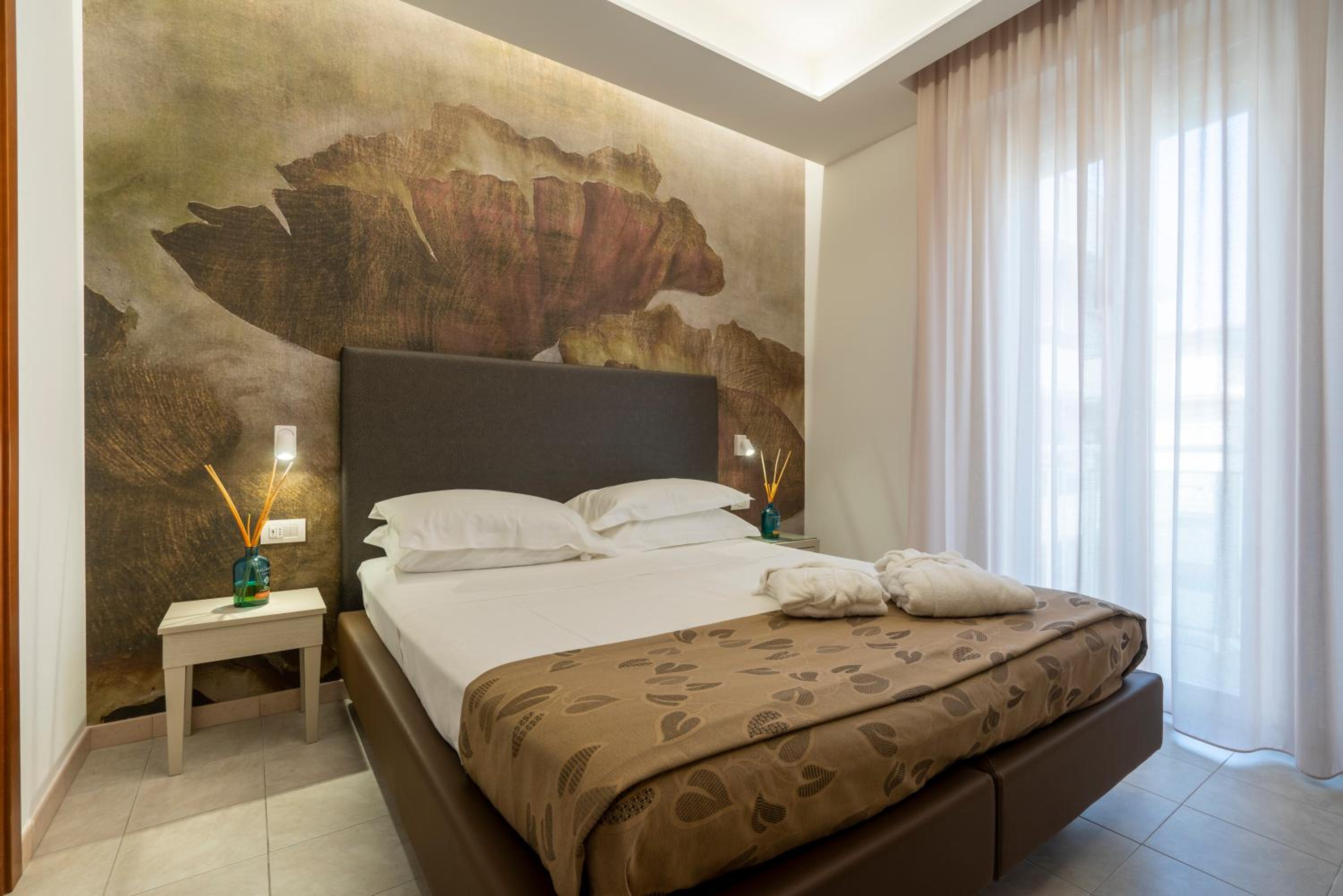 Superior Double Room - Photo 11