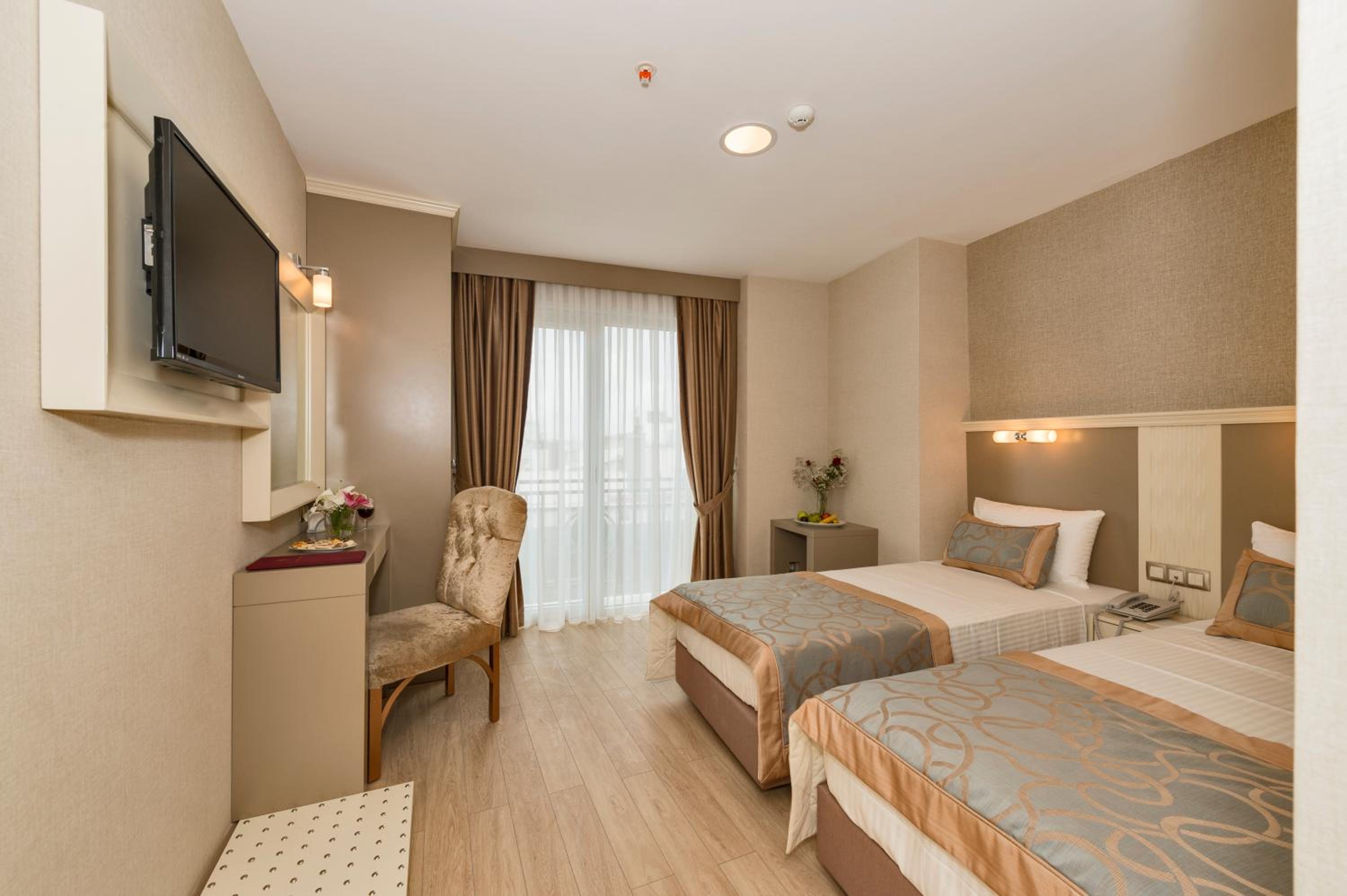 Double or Twin Room photo 1