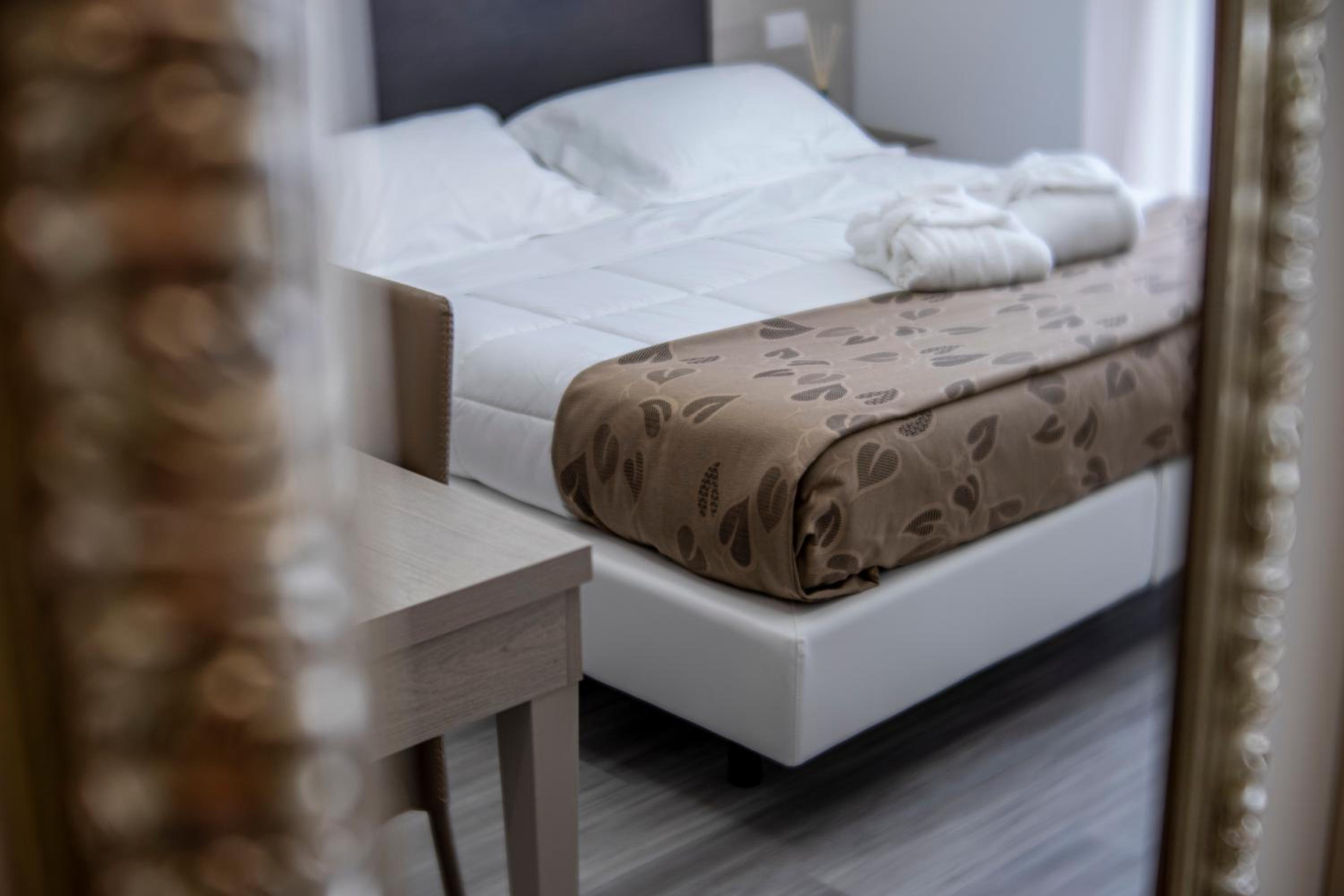 Superior Double Room - Photo 18