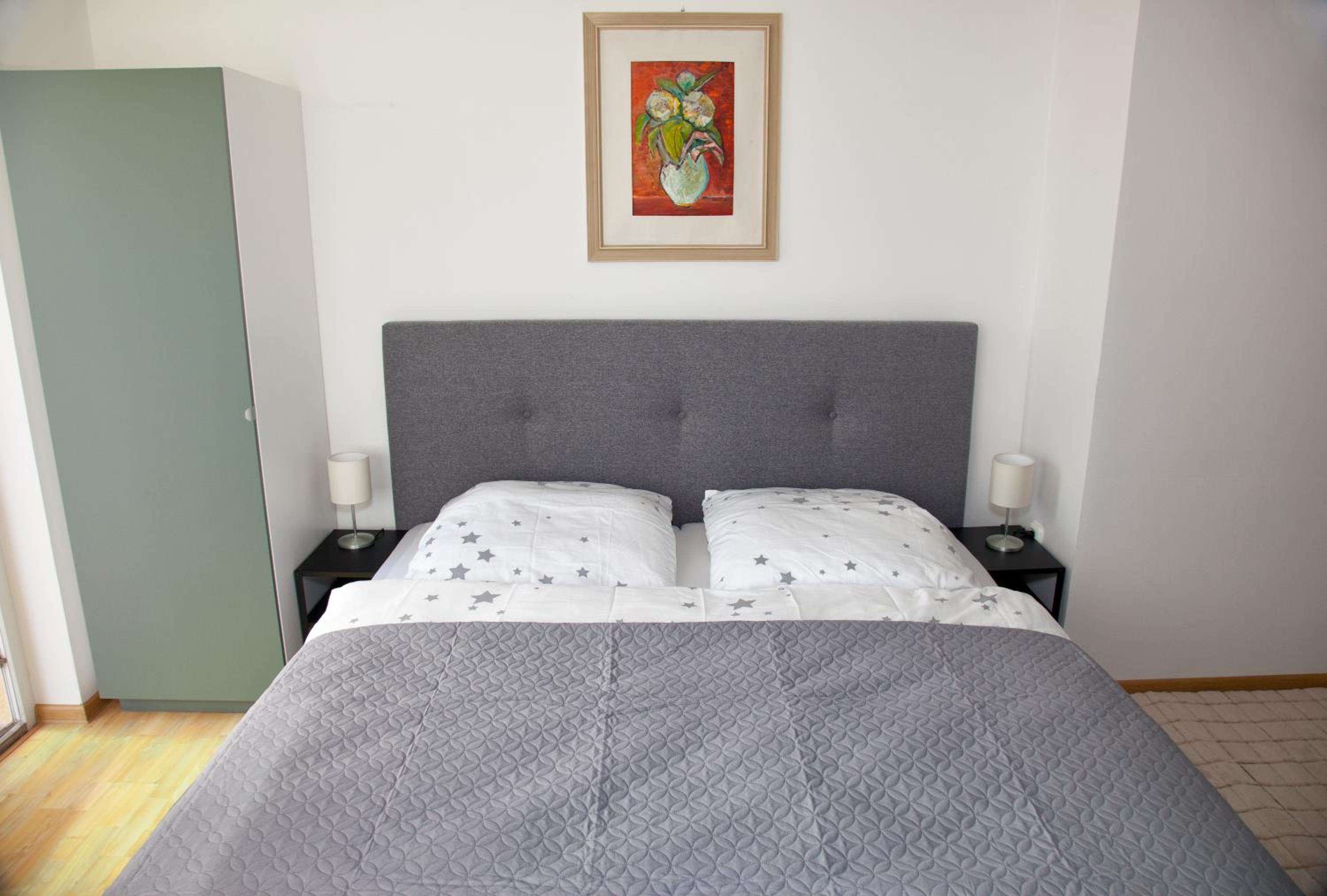Two-Bedroom Apartment - Photo 6