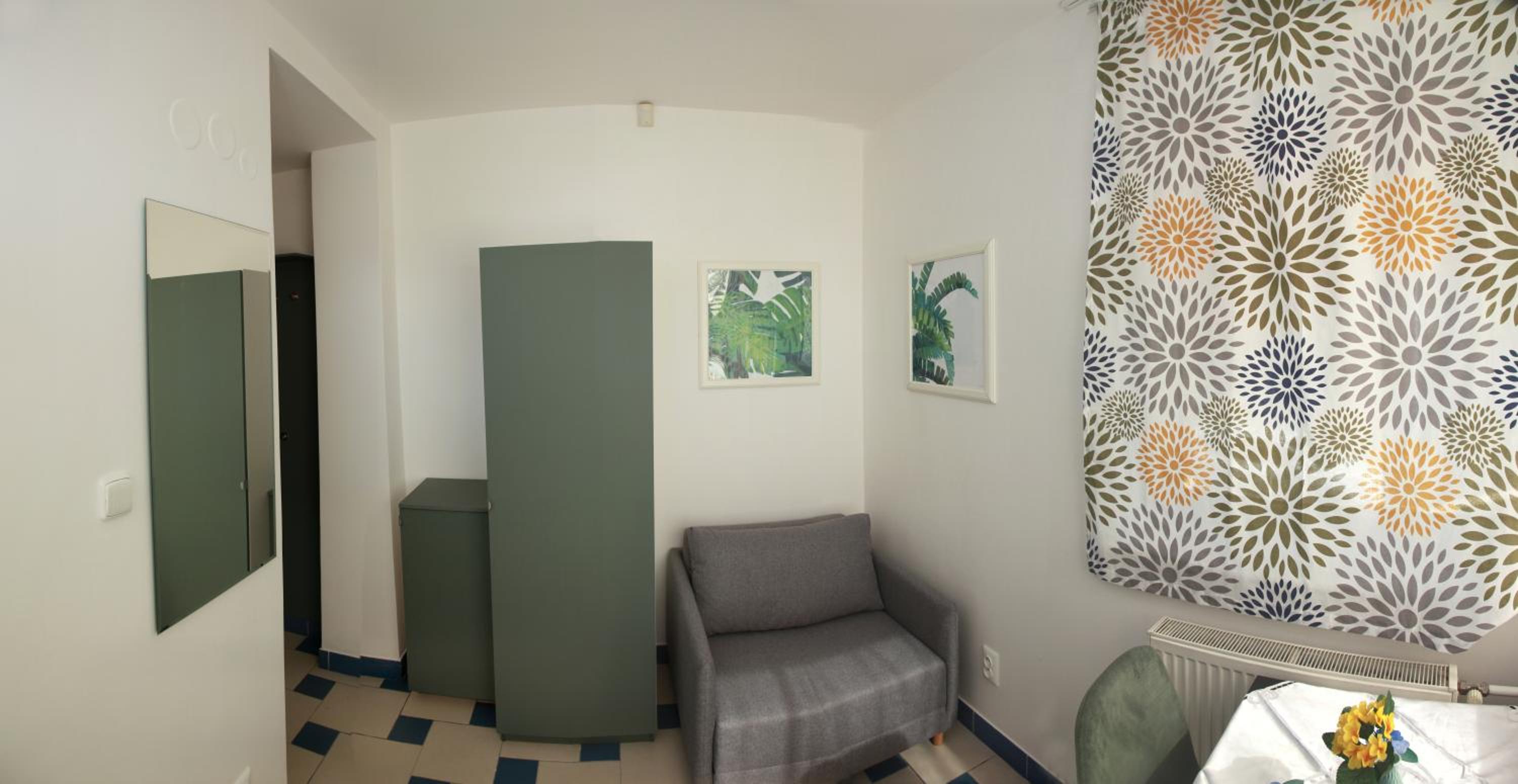 Two-Bedroom Apartment - Photo 7