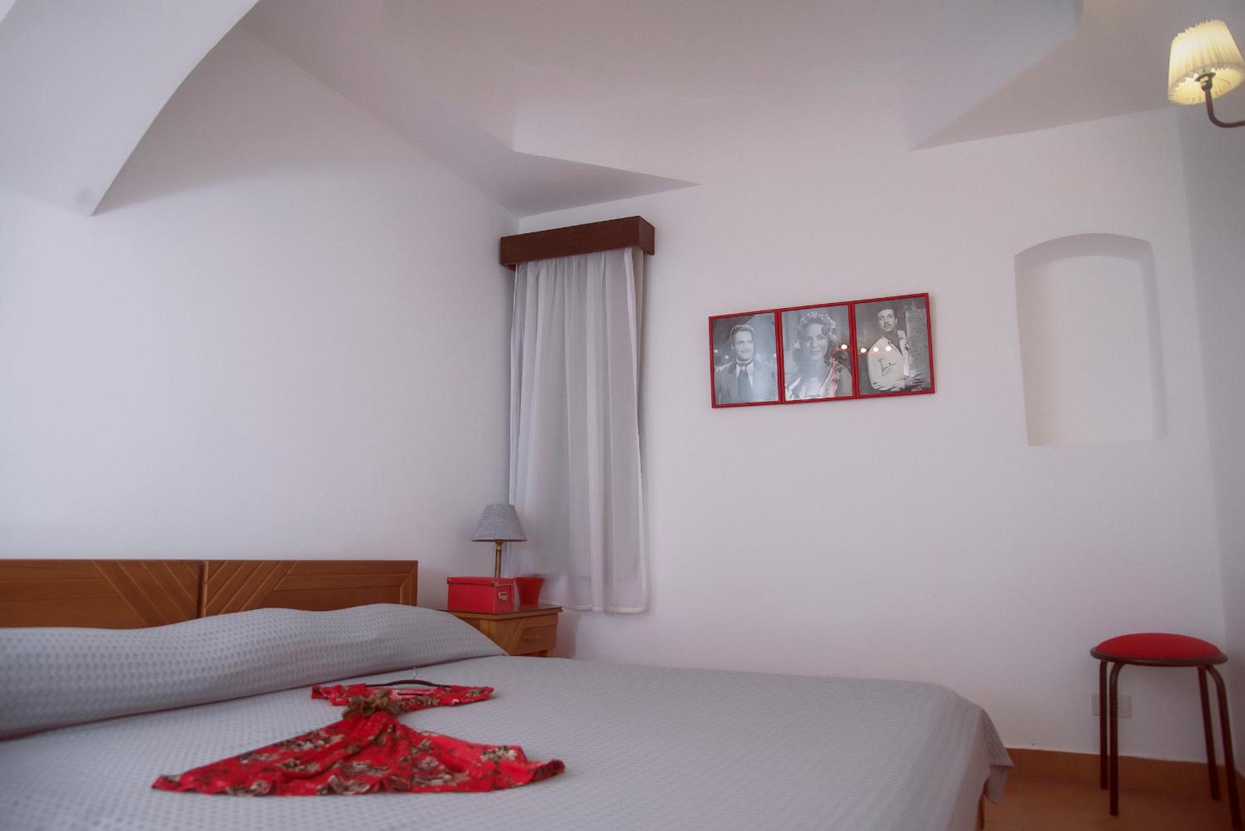 Suite with Terrace - Photo 9