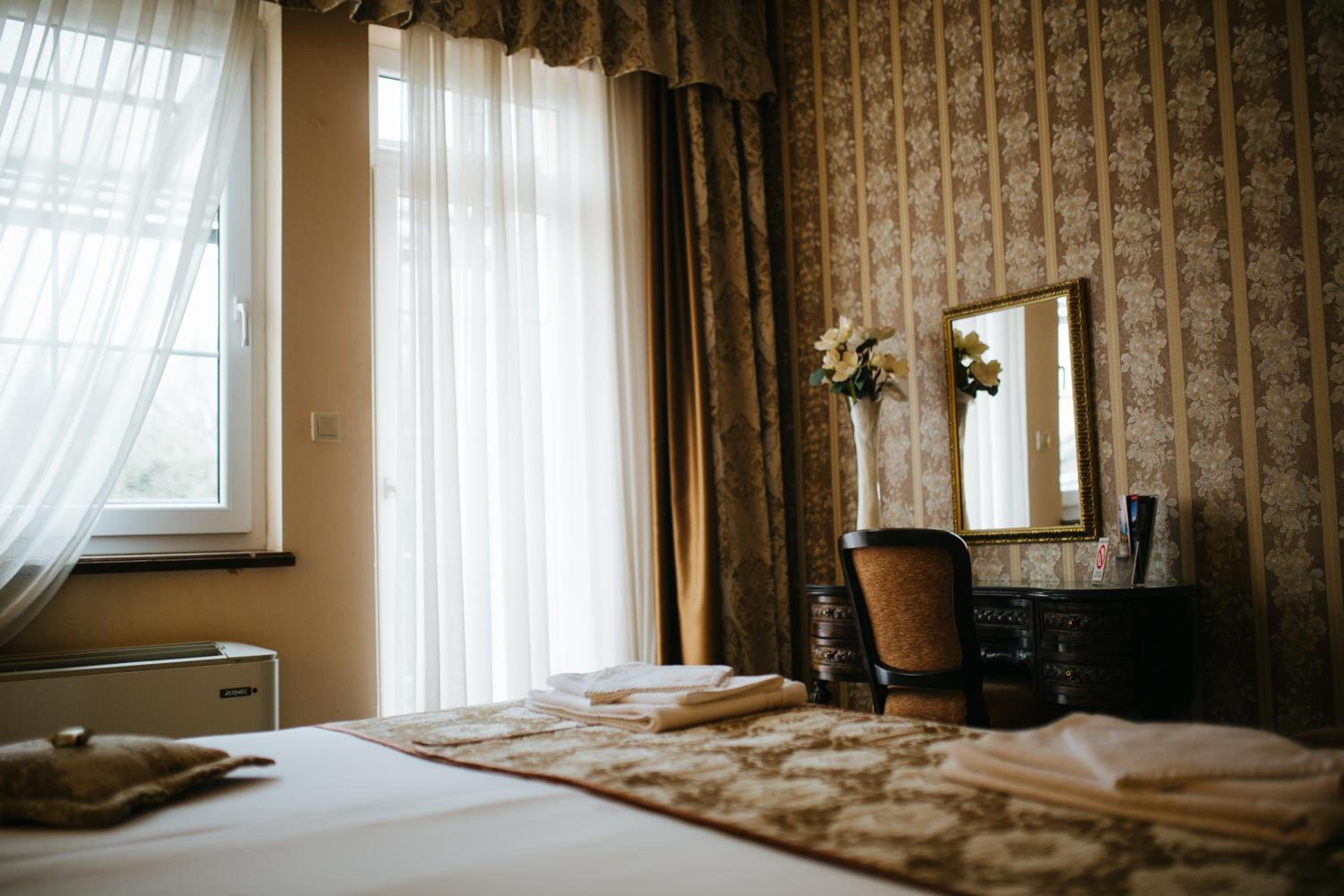 Double or Twin Room photo 3