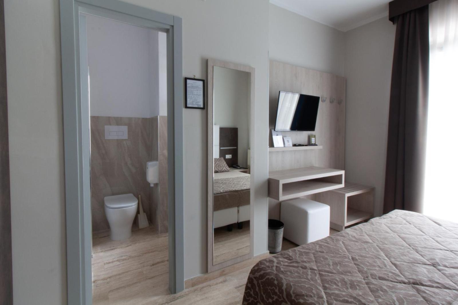 Double Room photo 2