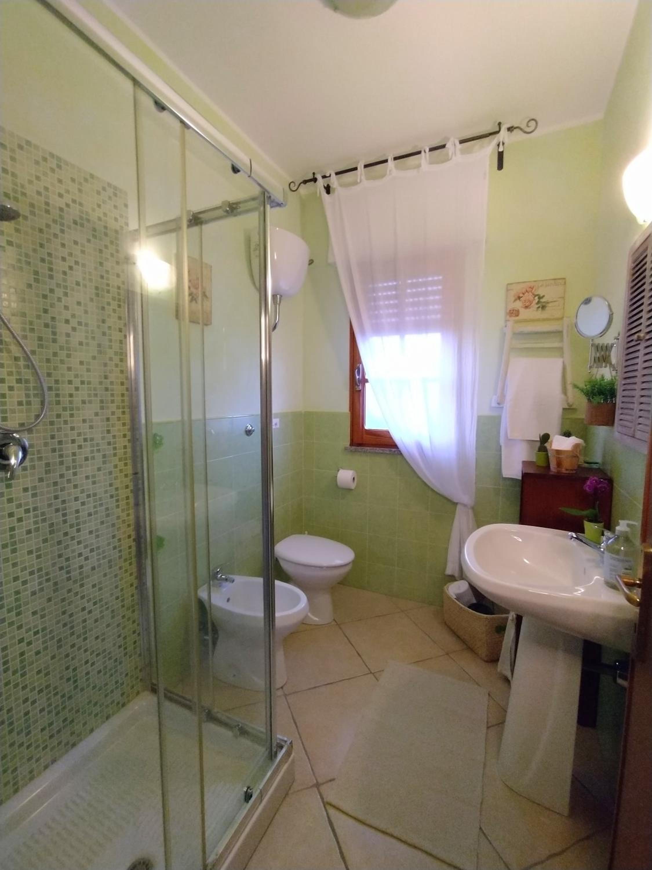 Double or Twin Room - Photo 2