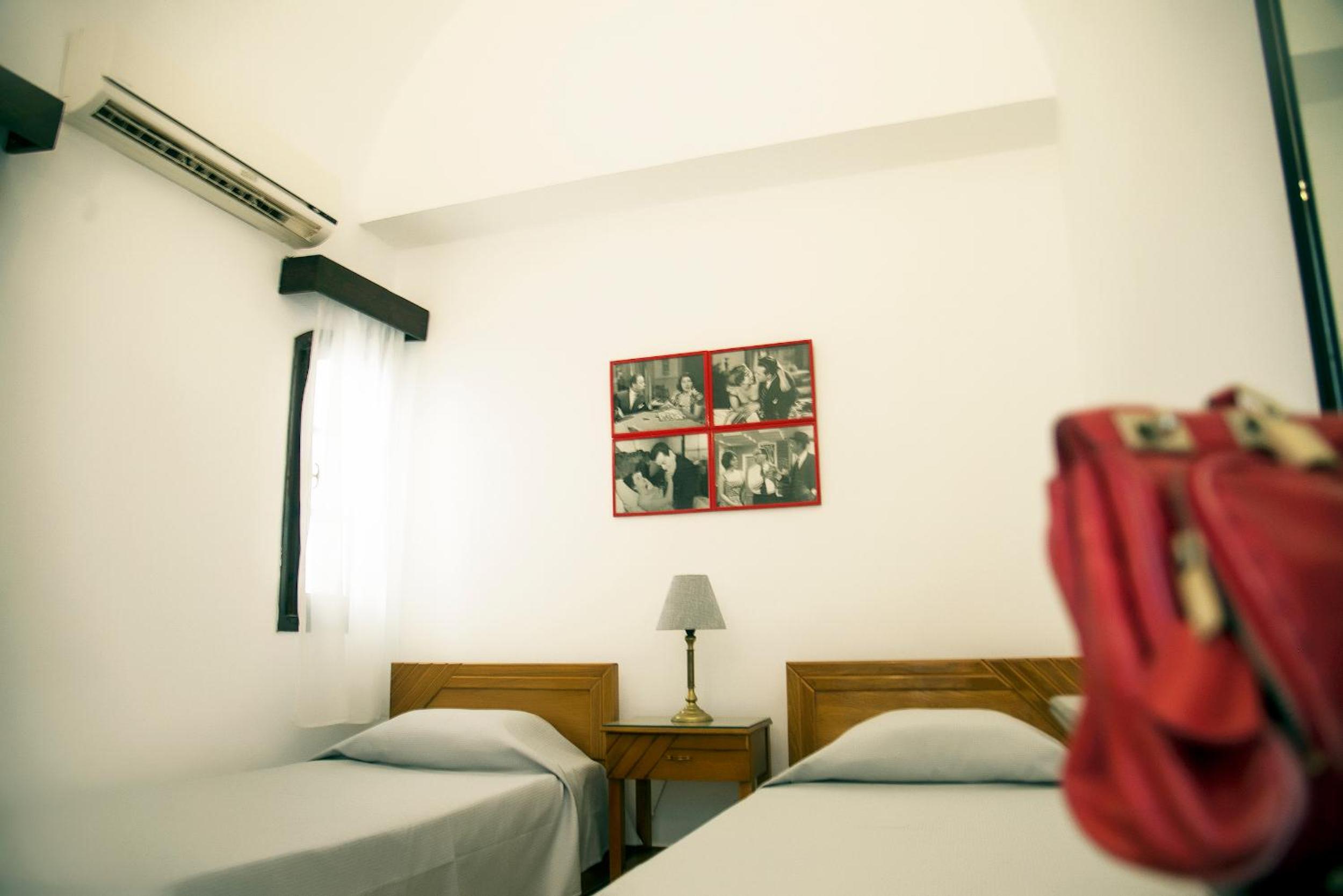 Junior Suite with Pool View - Photo 1