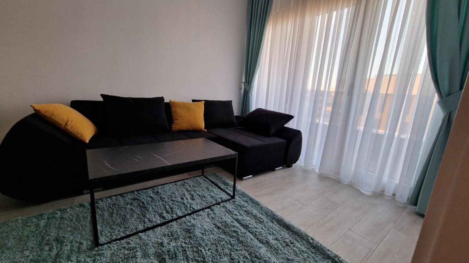 One-Bedroom Apartment - Photo 7
