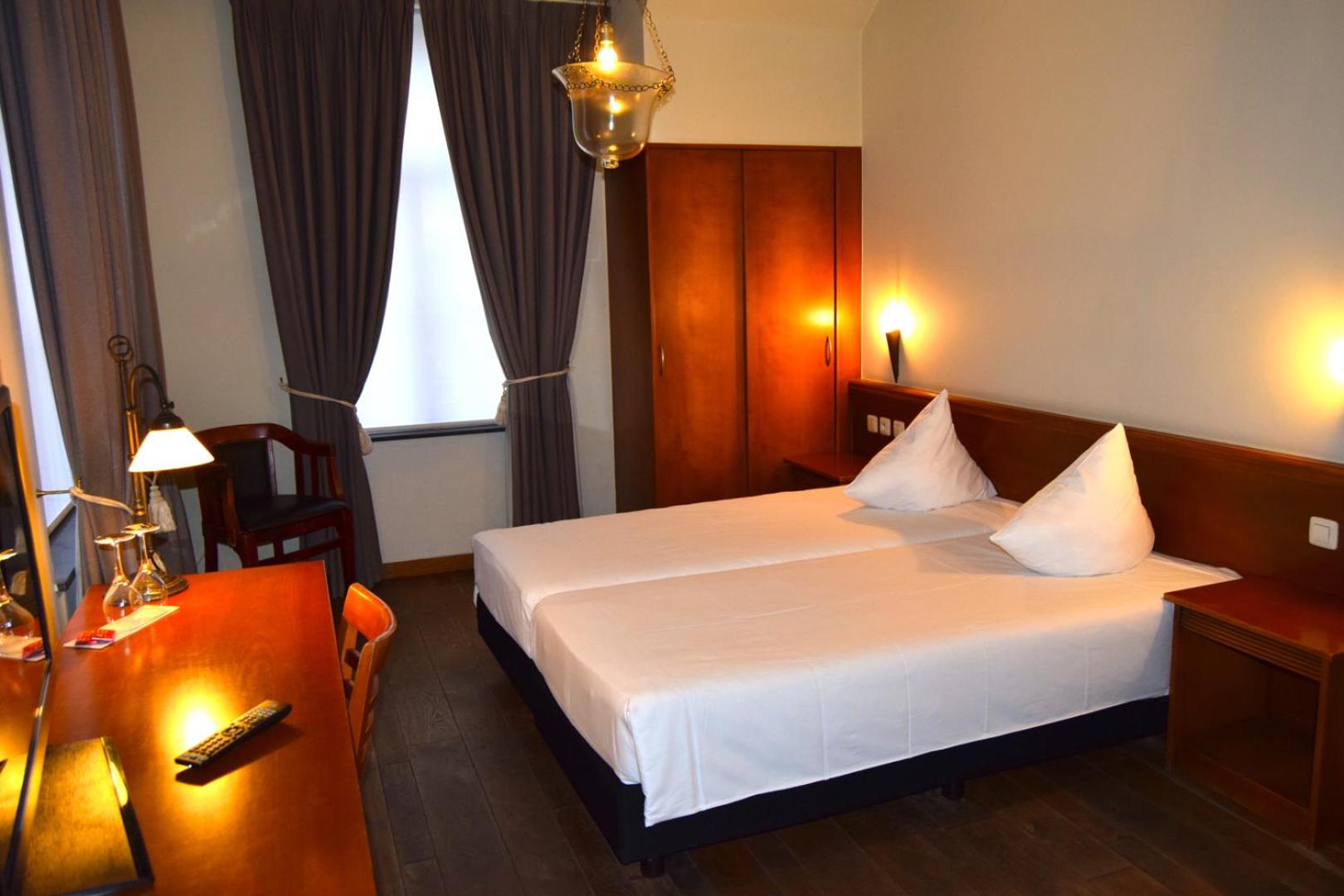 Deluxe Double or Twin Room photo 3