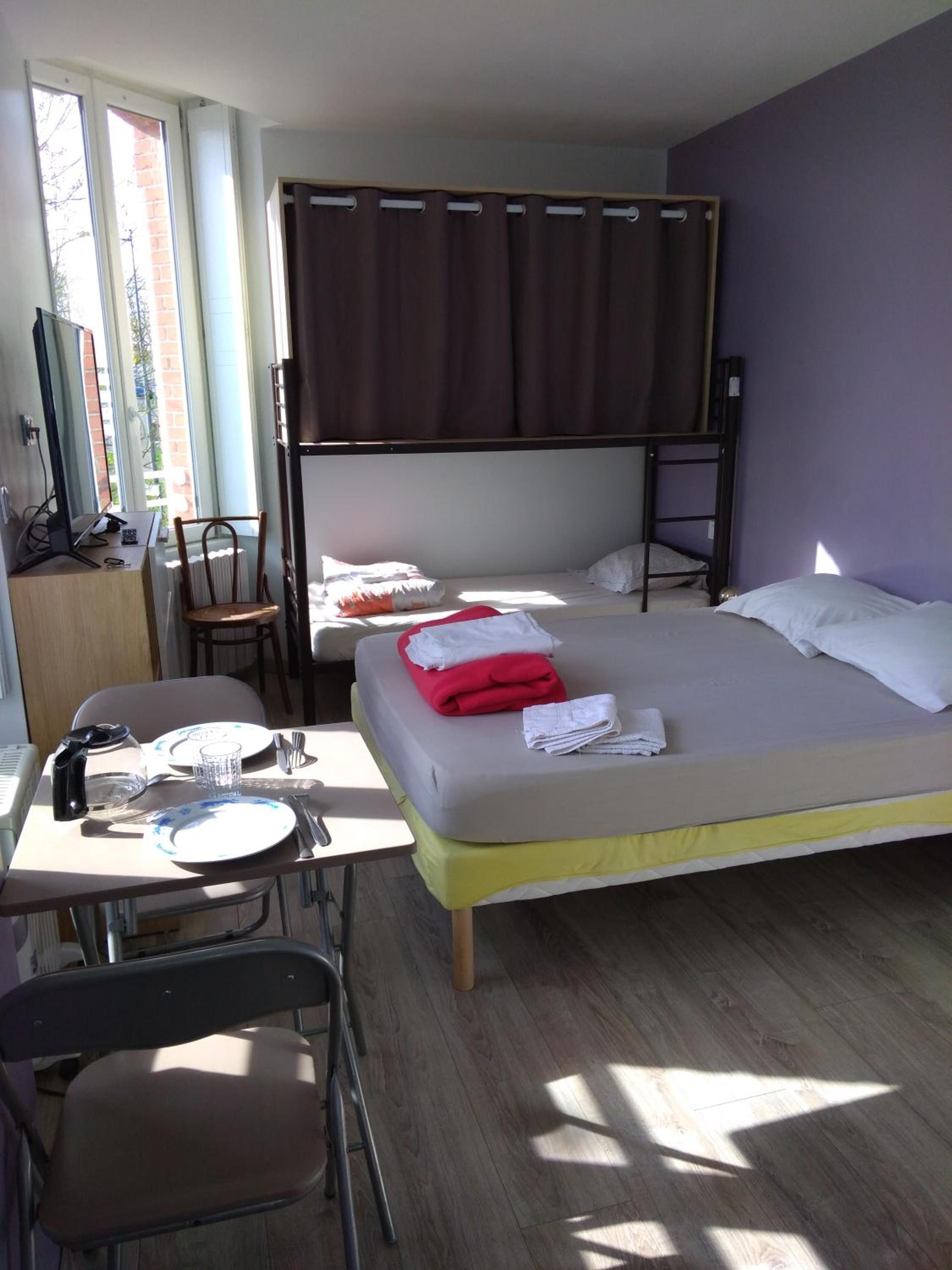 Comfort Triple Room with Shower photo 1