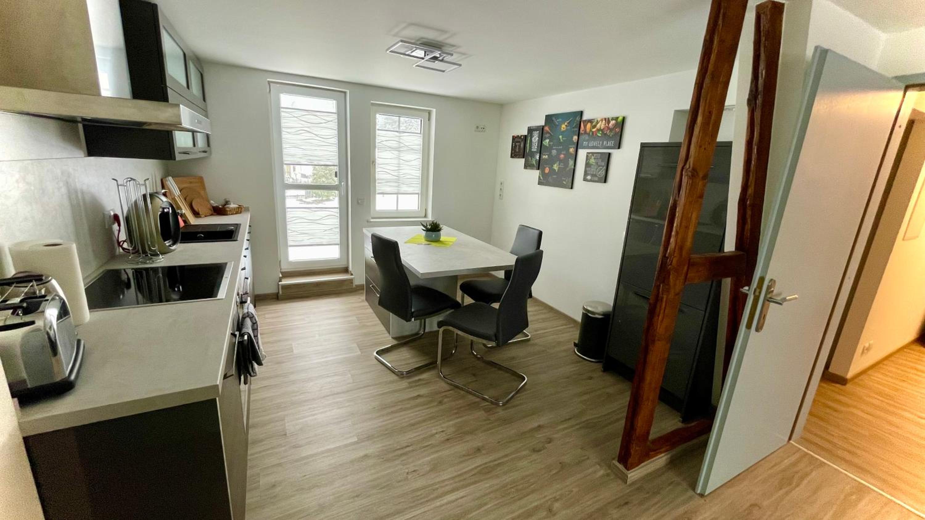 One-Bedroom Apartment - Photo 5